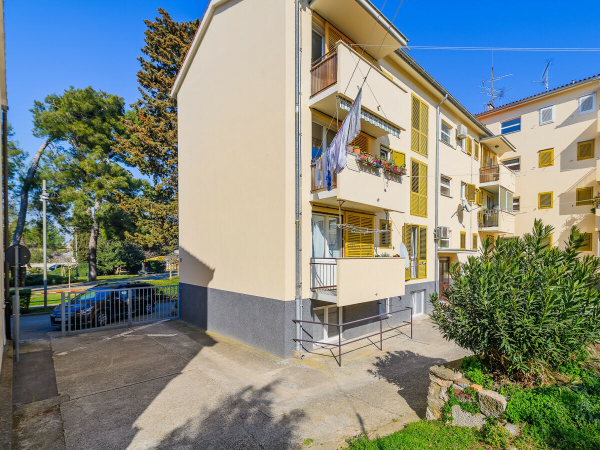 Sfeervol appartement in oud Poreč met balkon en zeezicht voor 4 personen - foto 7