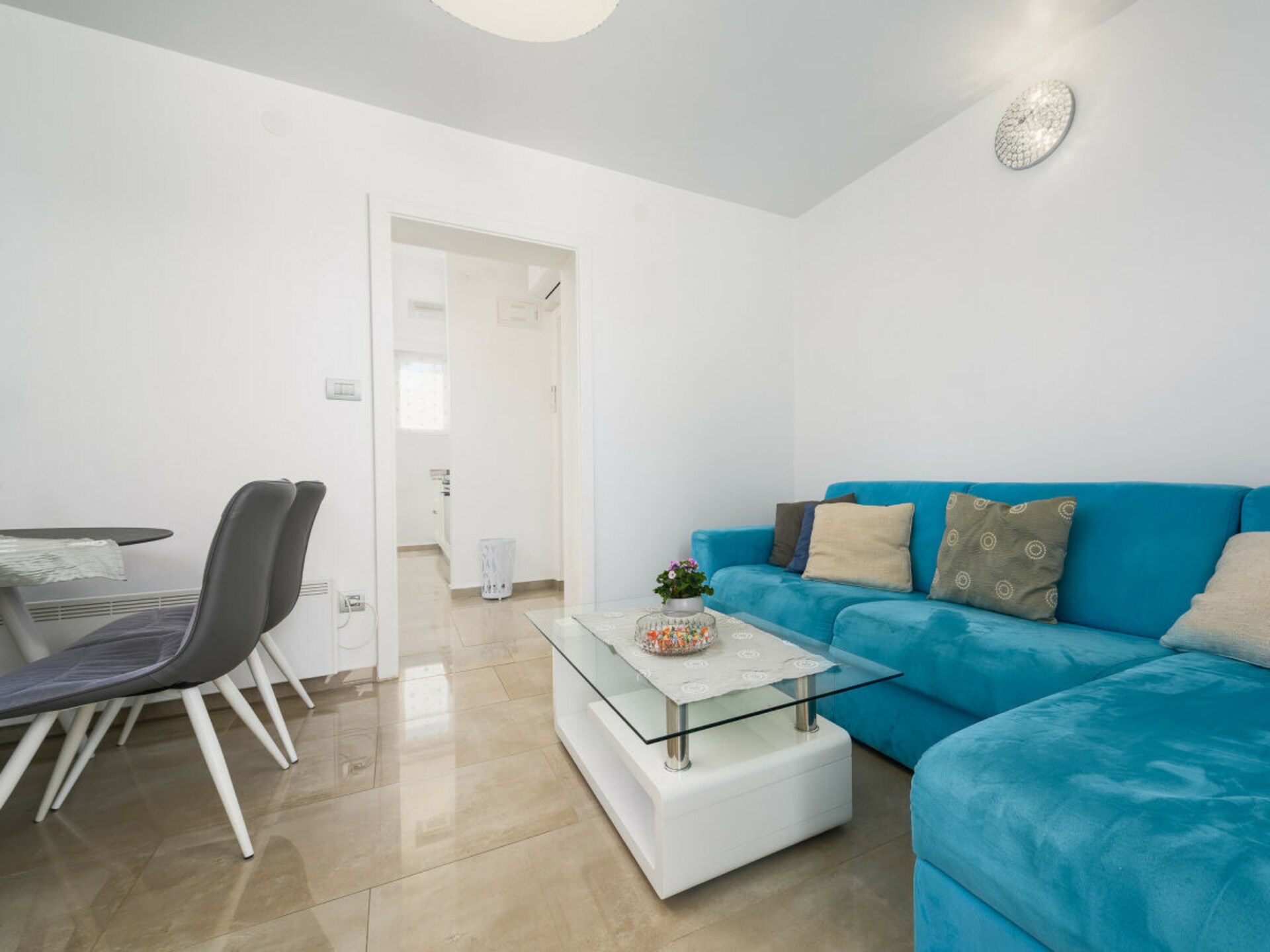 Sfeervol appartement in oud Poreč met balkon en zeezicht voor 4 personen - foto 17