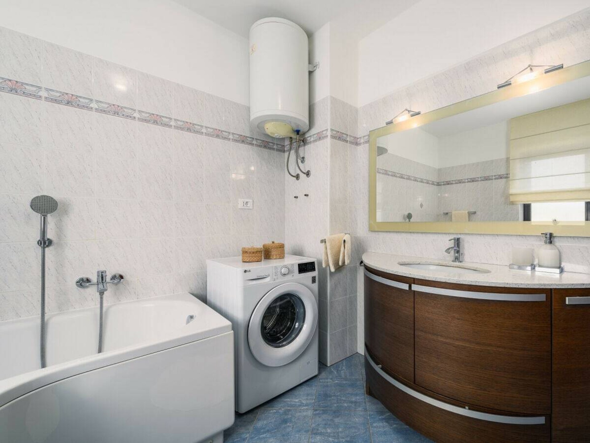 Ruim appartement met privézwembad en balkon in Mekiši, vlakbij Vižinada - foto 27