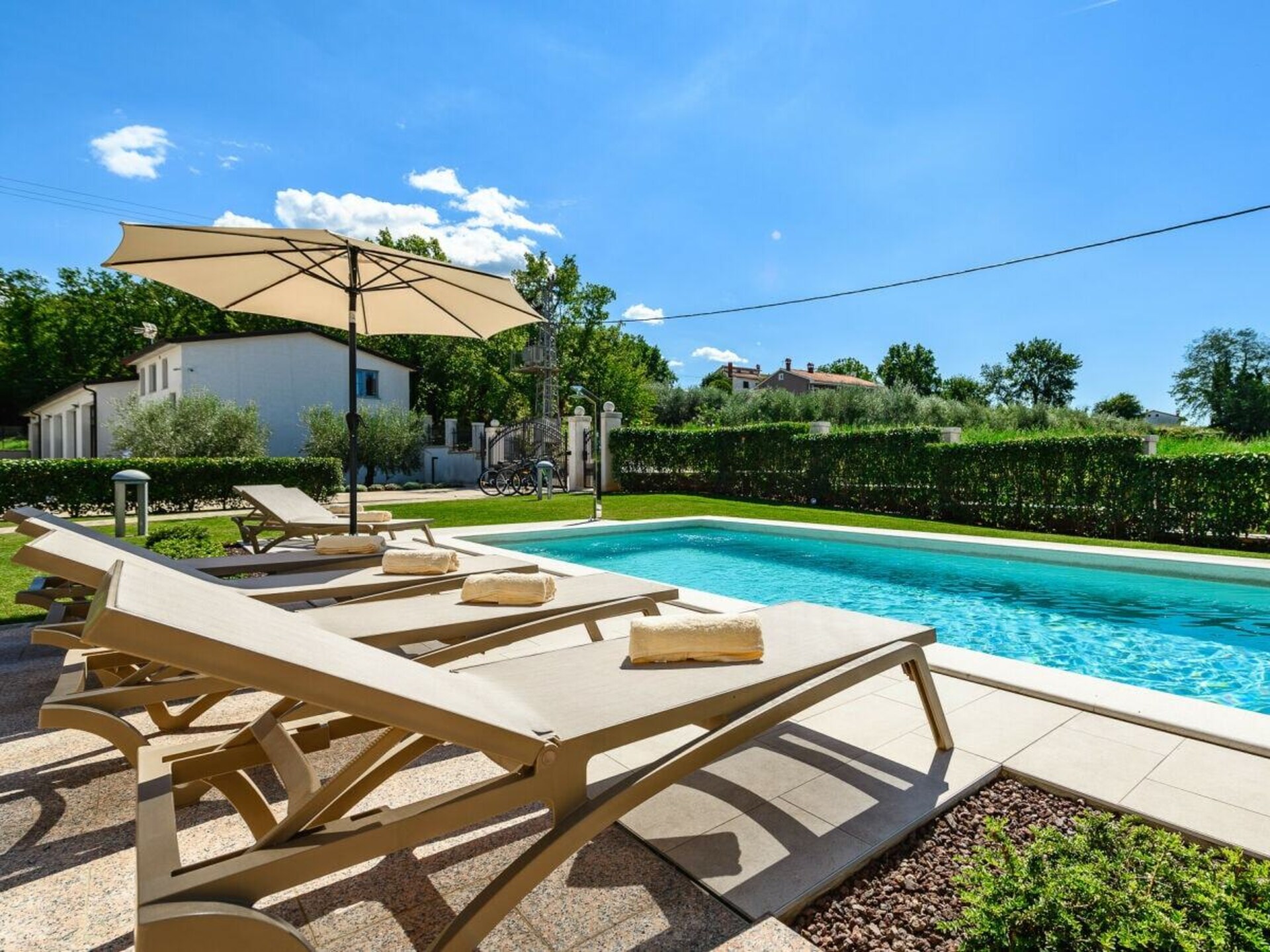 Ruim appartement met privézwembad en balkon in Mekiši, vlakbij Vižinada - foto 30