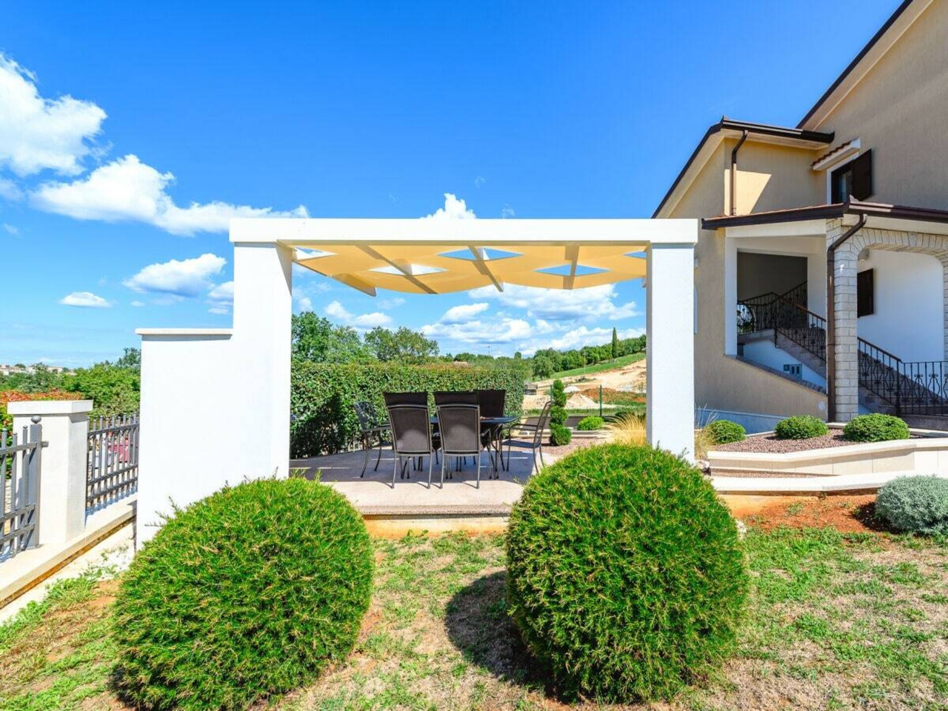 Ruim appartement met privézwembad en balkon in Mekiši, vlakbij Vižinada - foto 42