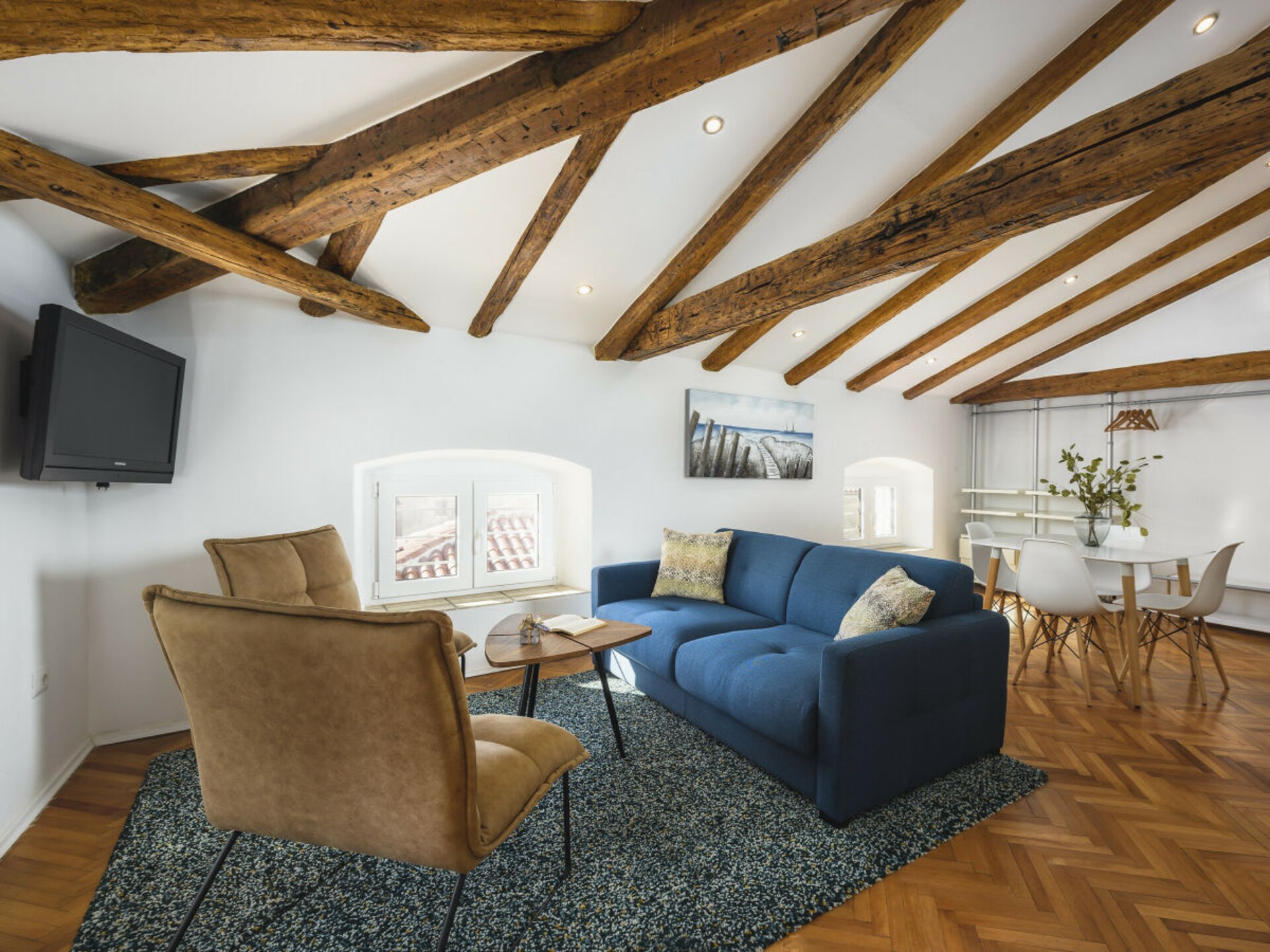 Urban Loft Marafor: Modern zolderappartement aan historisch plein in Poreč - foto 4