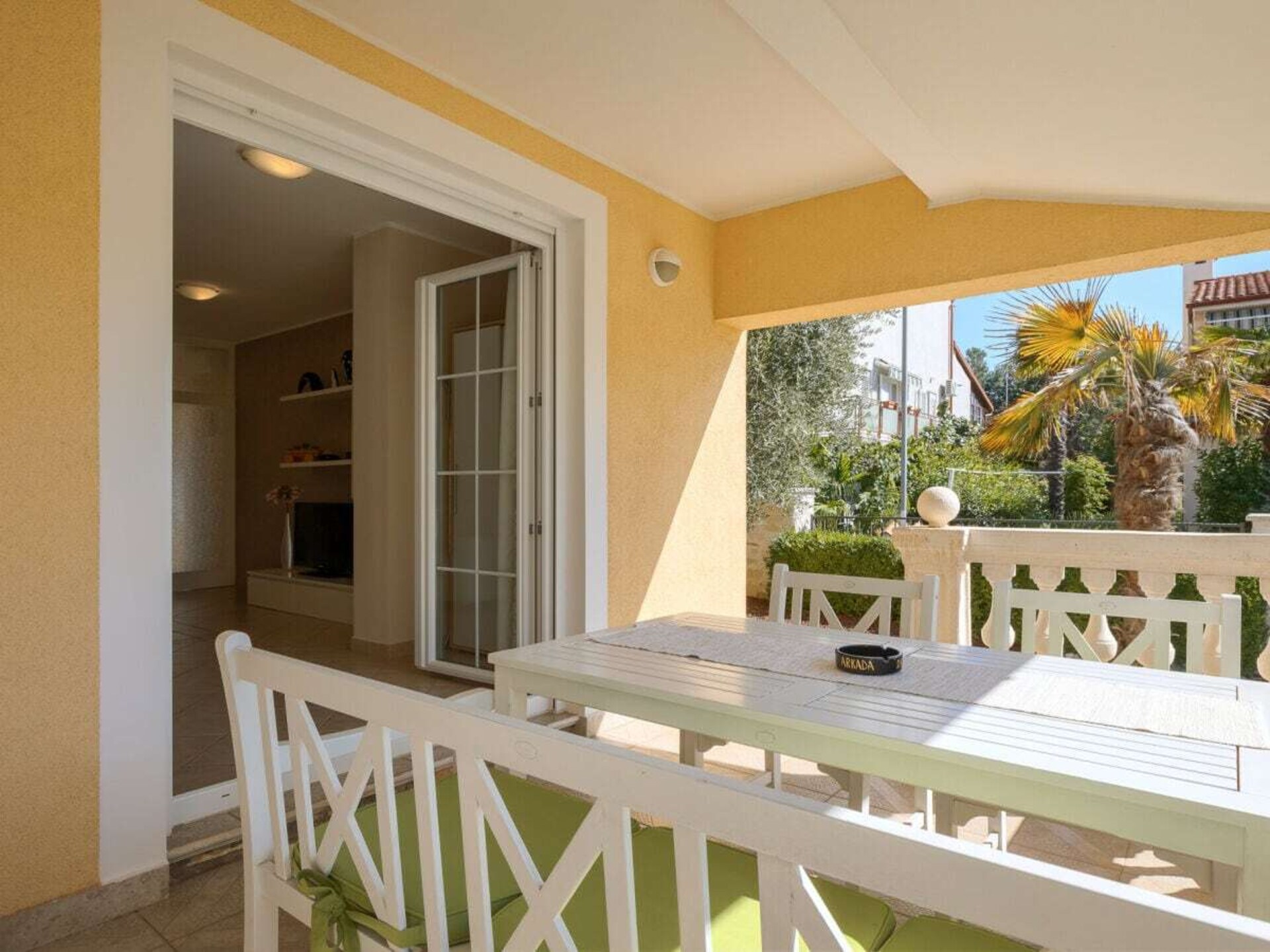 Knus appartement Hari I met terras, nabij stranden van Poreč - foto 2