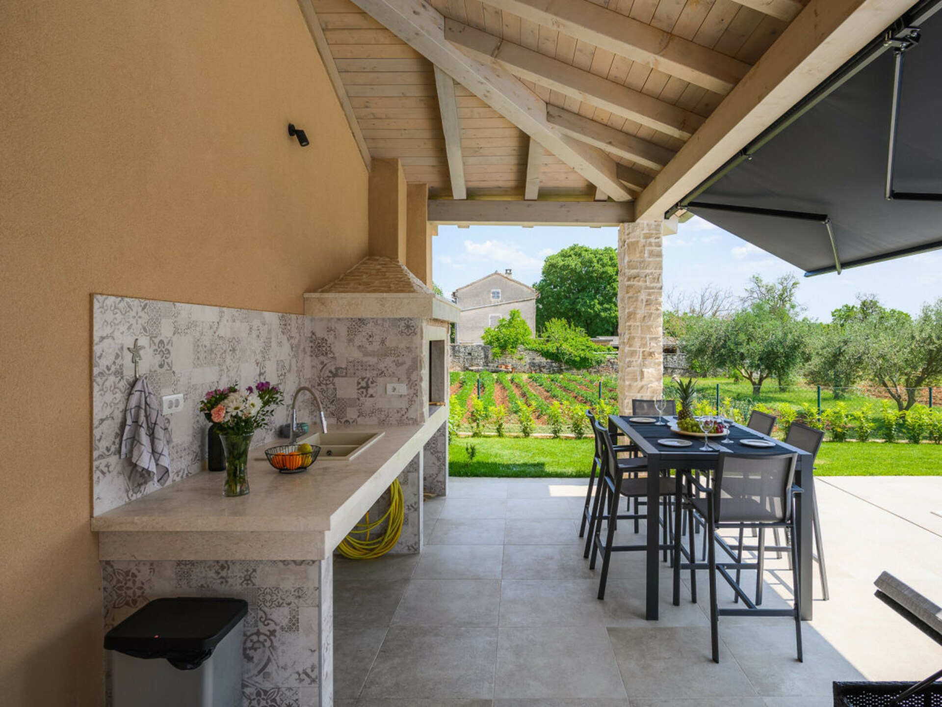 Luxe villa met privézwembad en grote tuin op 3 km van het centrum - foto 10