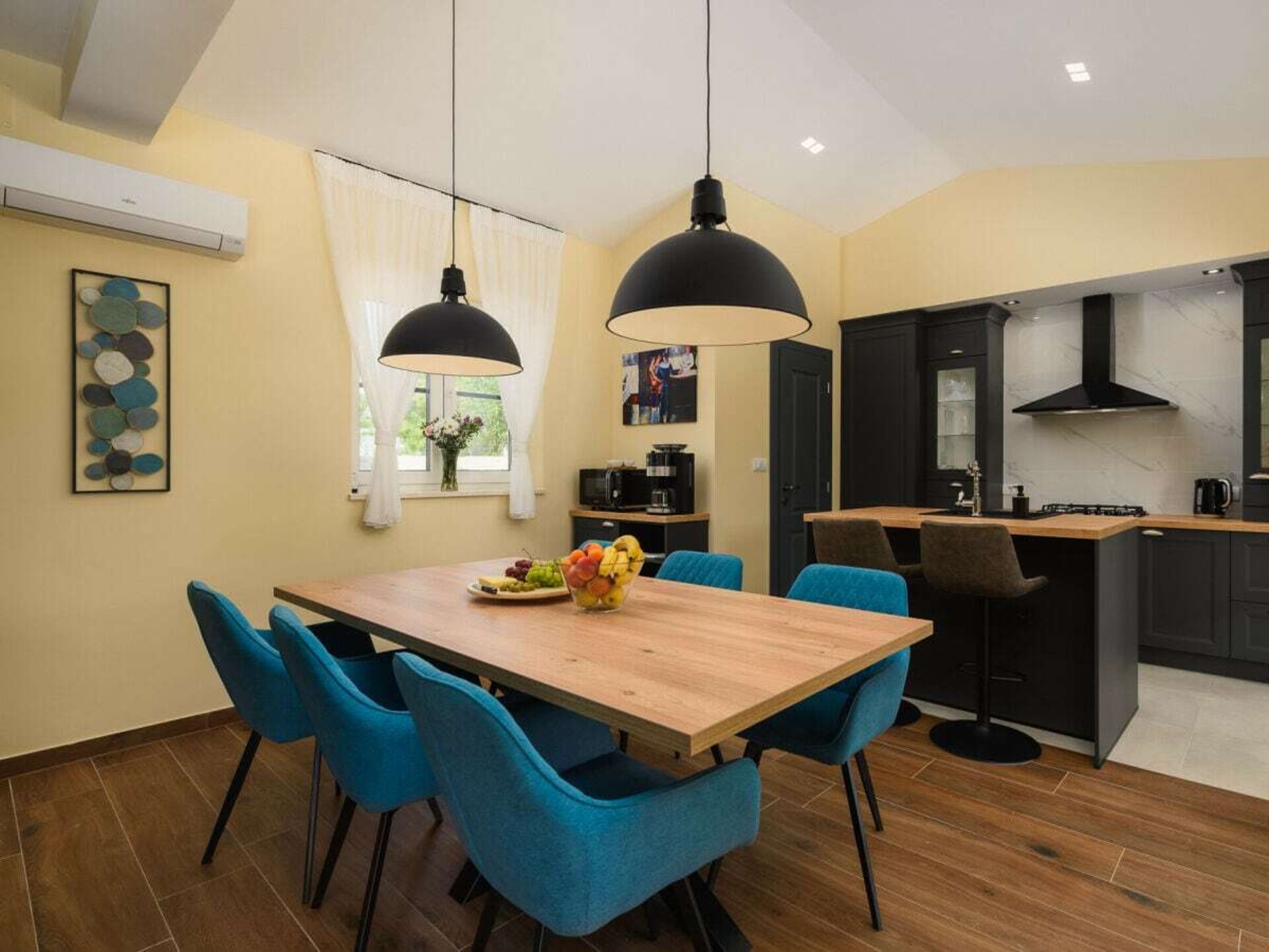 Luxe villa met privézwembad en grote tuin op 3 km van het centrum - foto 17