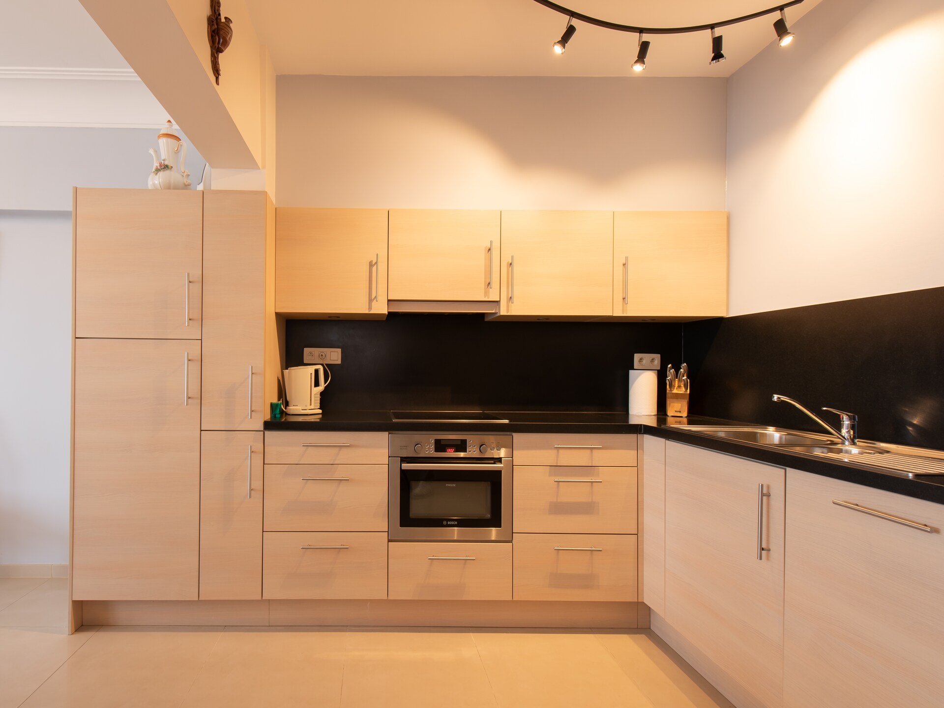 Zonovergoten appartement met 3 slaapkamers direct aan de zeewering van Middelkerke - foto 3