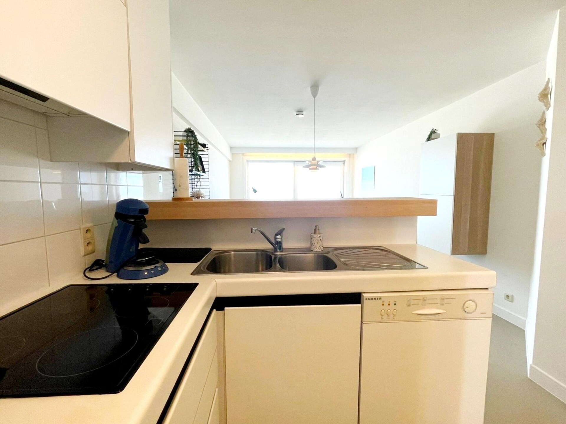 Stijlvol appartement op de zeedijk met panoramisch zeezicht in Middelkerke - foto 9
