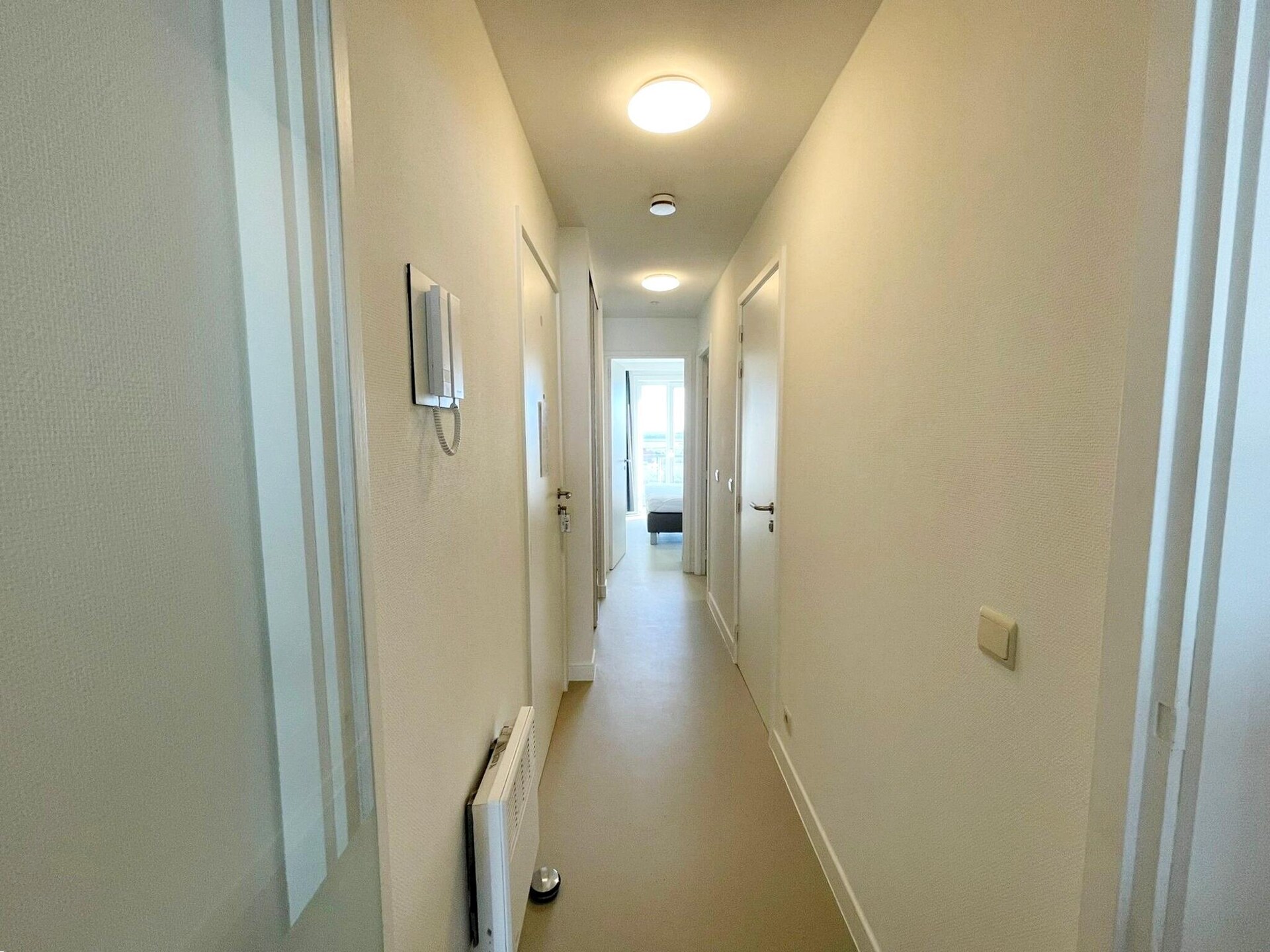 Stijlvol appartement op de zeedijk met panoramisch zeezicht in Middelkerke - foto 10