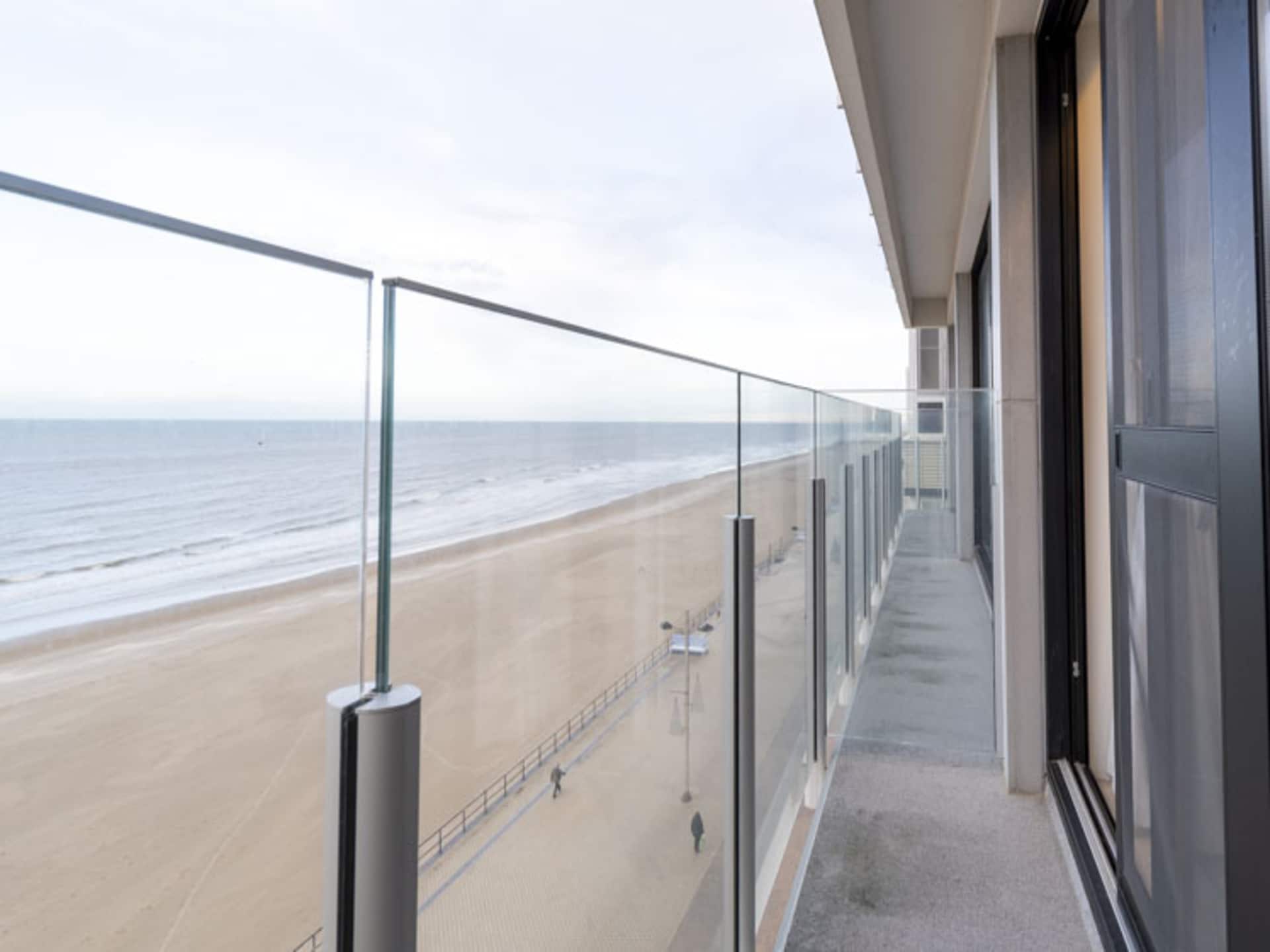 7-persoons appartement met zeezicht aan de zeewering in Middelkerke - foto 5