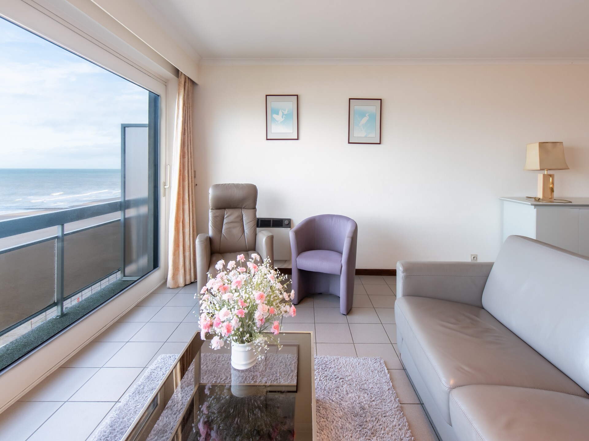 Ruim appartement met zeezicht en balkon in hartje Middelkerke - foto 1