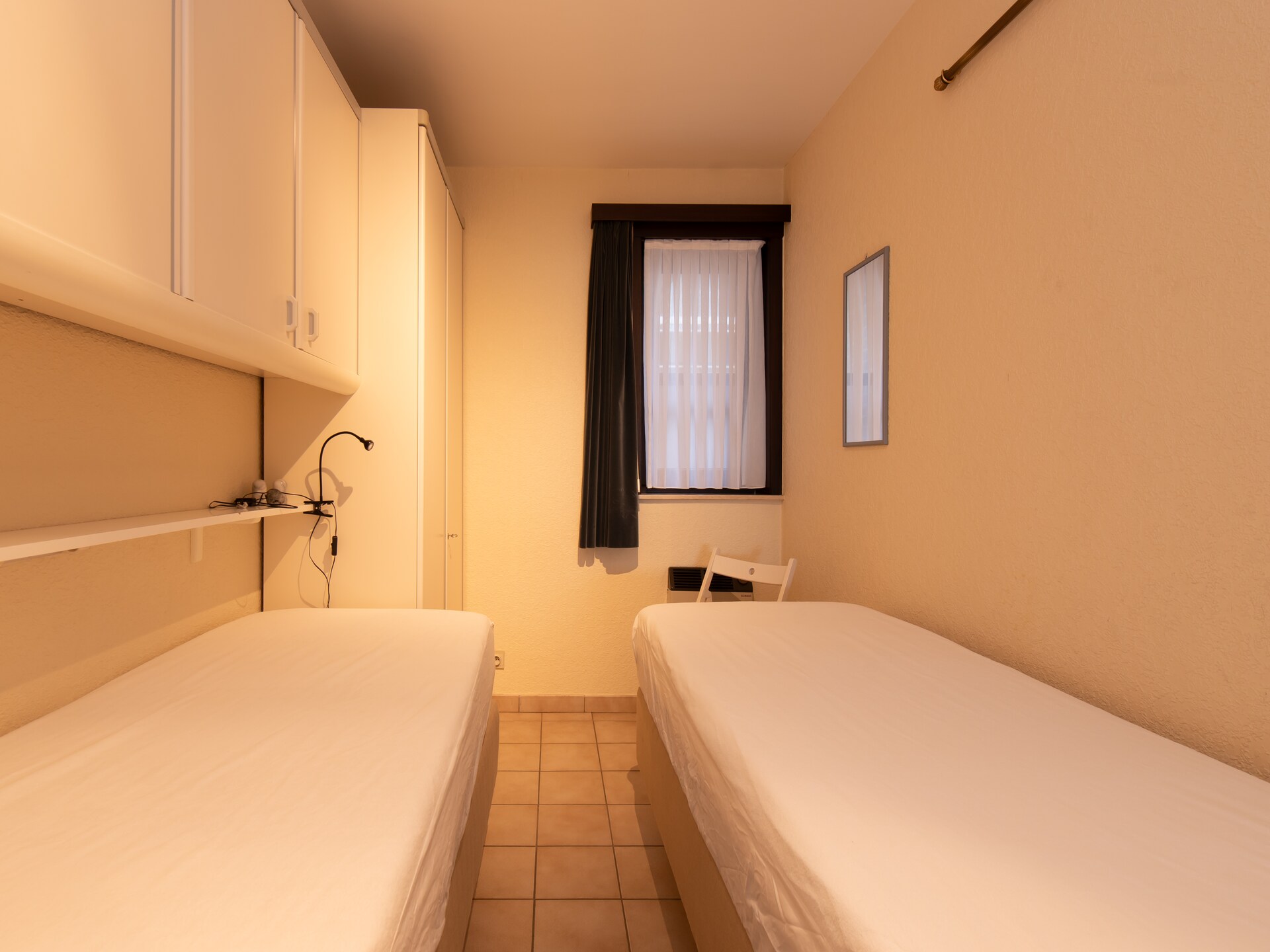 Ruim appartement aan de zeedijk met zicht op casino en strand - foto 15