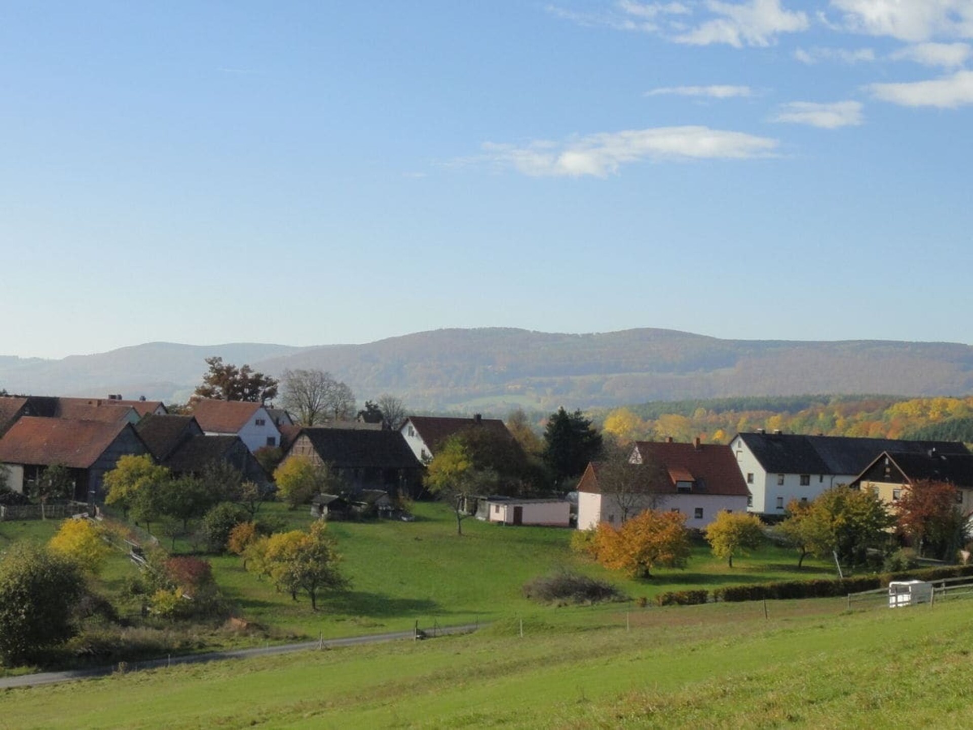 Villa Thea: Ruim vakantiehuis met zwembad en weids uitzicht in de Rhön - foto 12