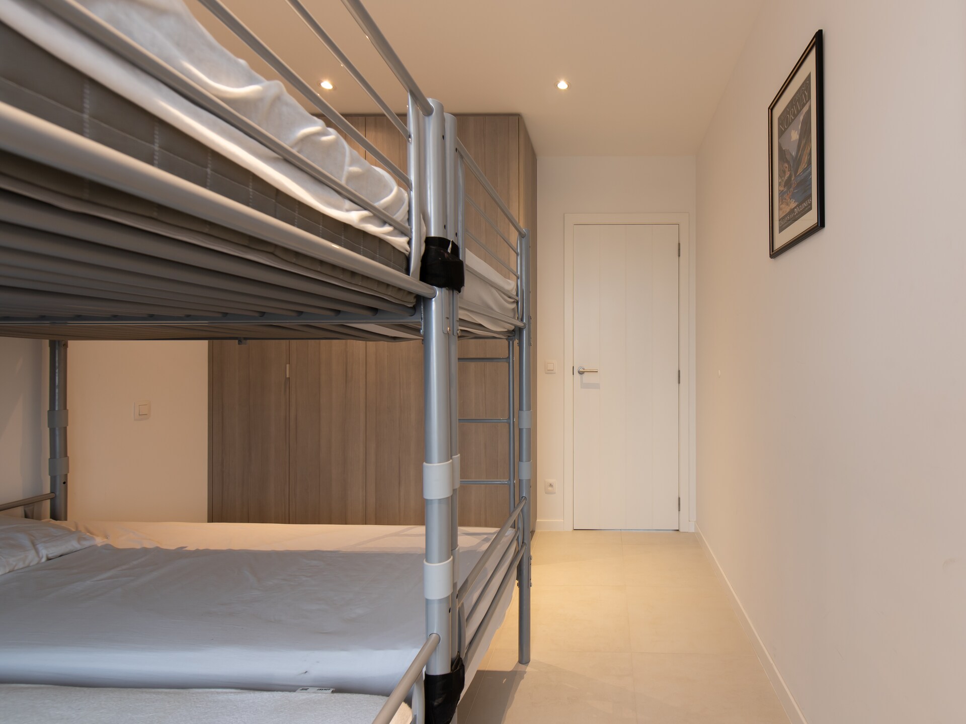 Strak appartement op de Zeedijk met weids zeezicht voor 6 personen - foto 19
