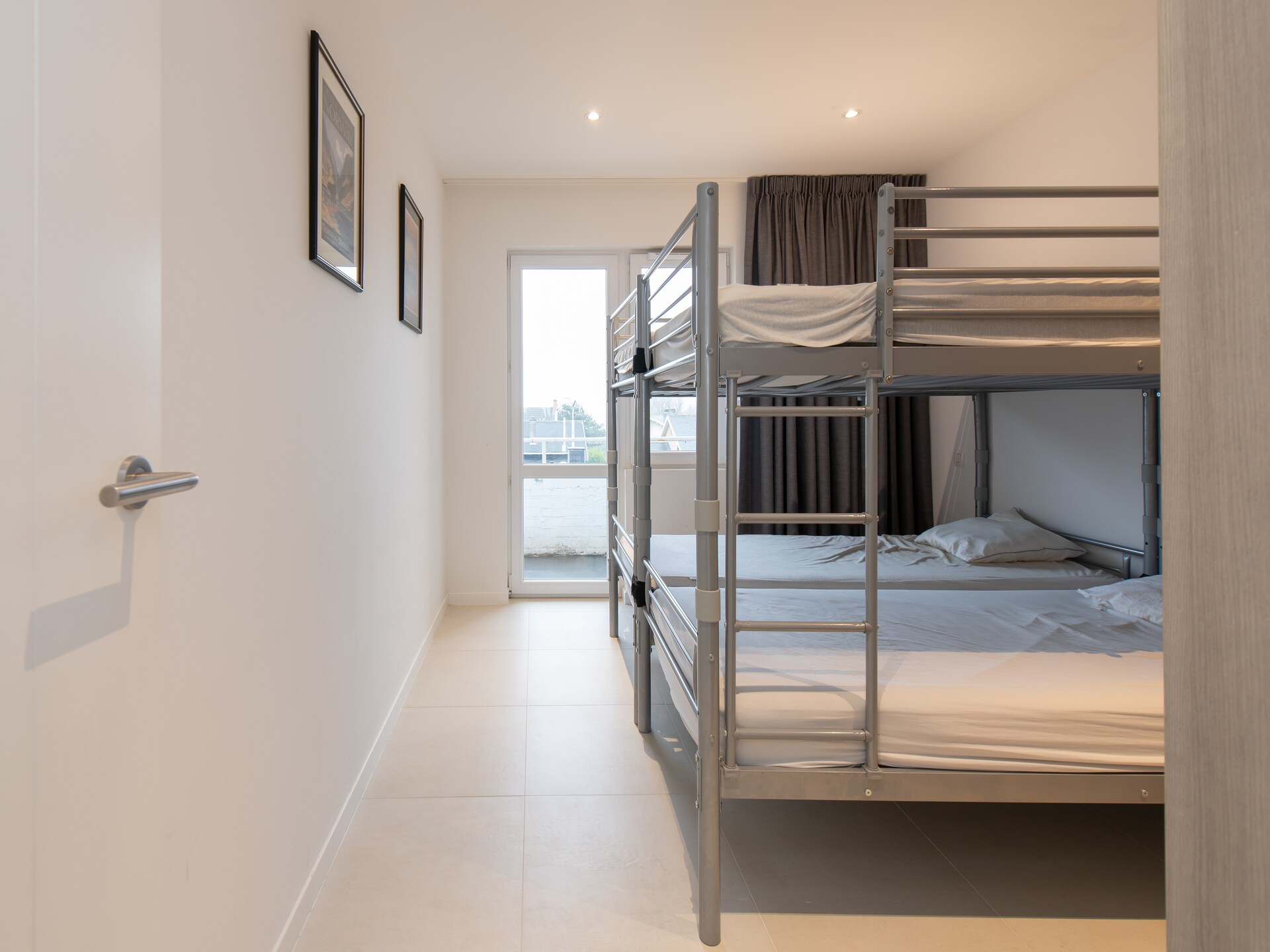 Strak appartement op de Zeedijk met weids zeezicht voor 6 personen - foto 20