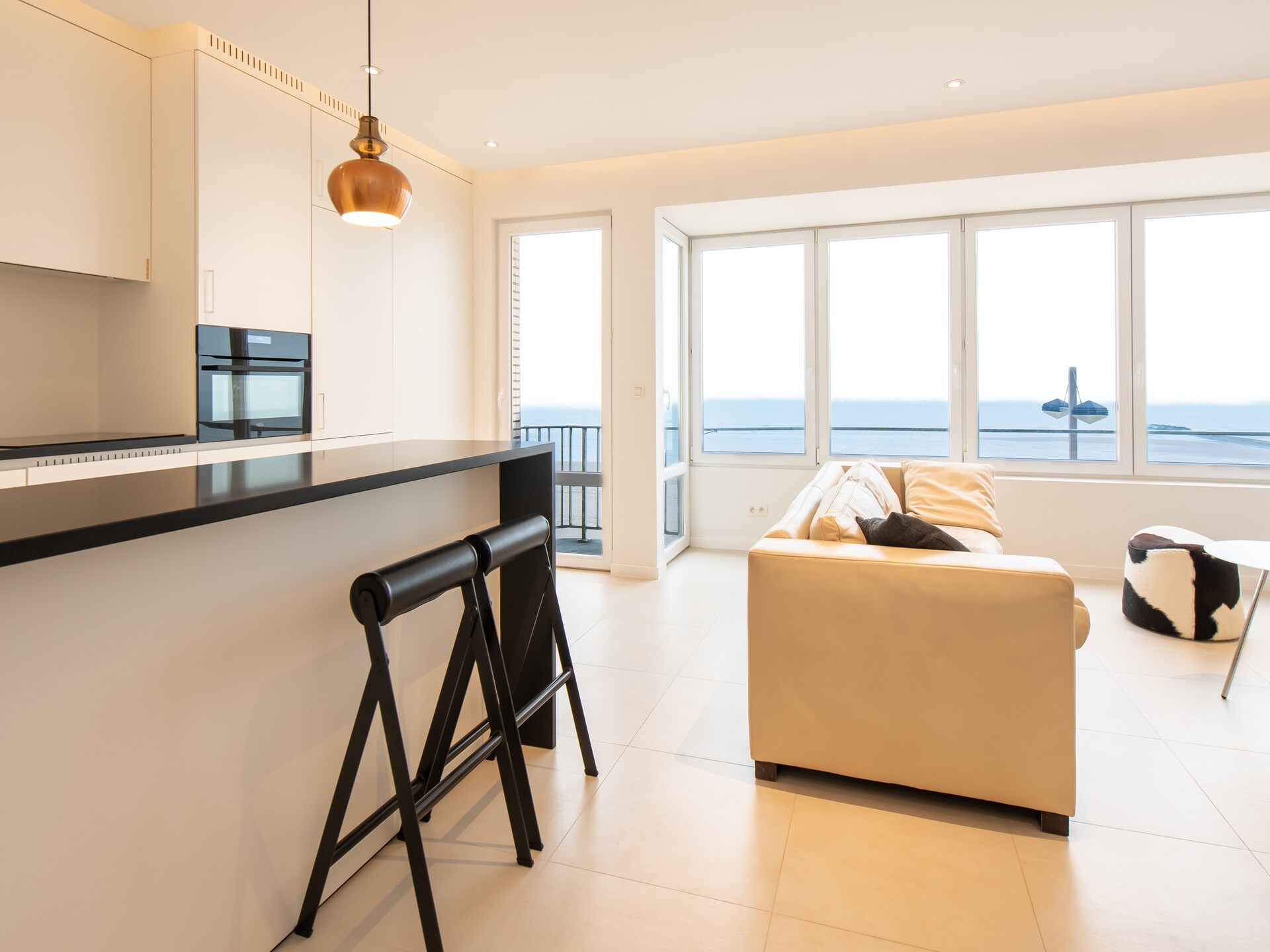 Strak appartement op de Zeedijk met weids zeezicht voor 6 personen - foto 10