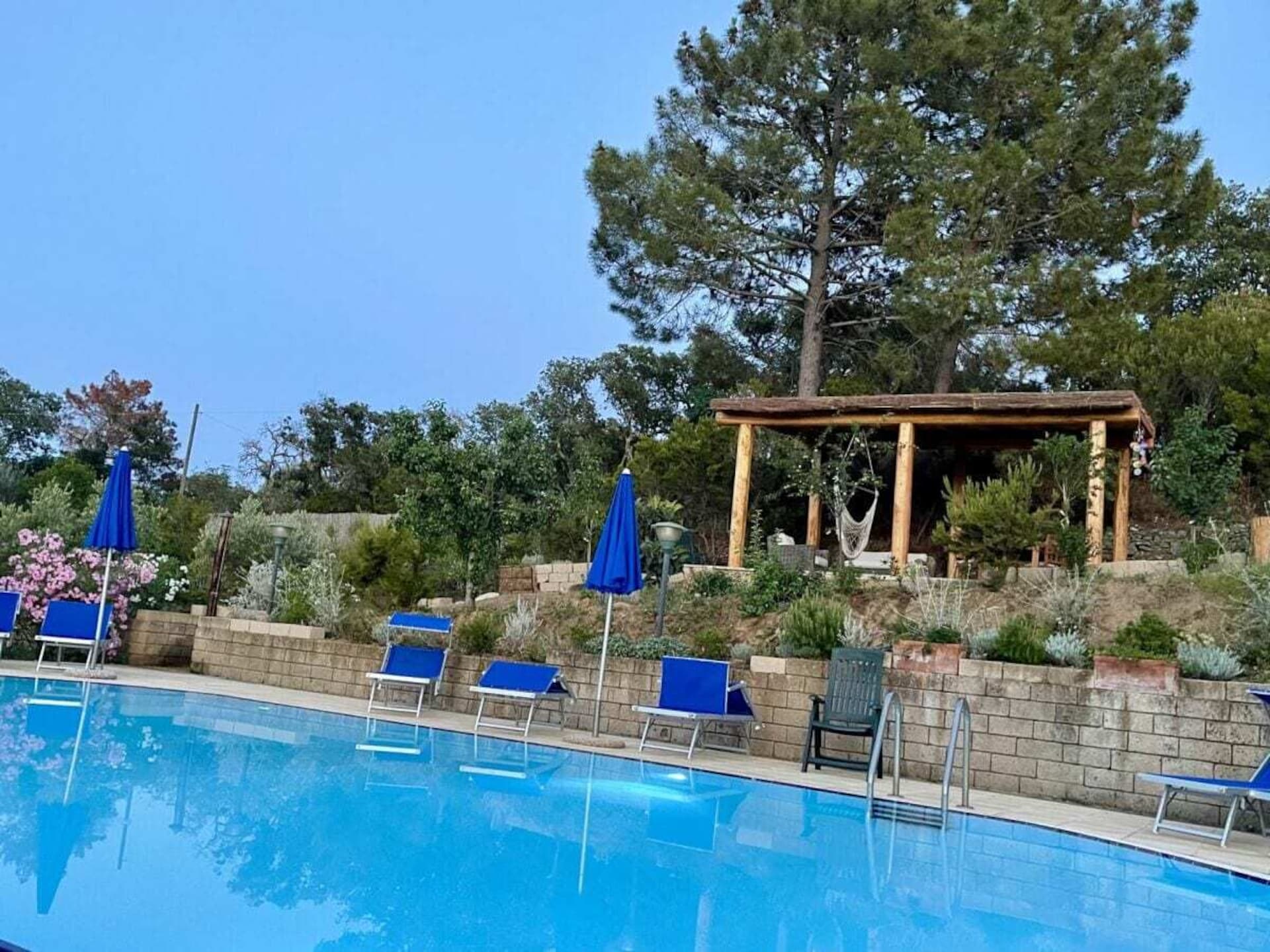 Stijlvol appartement op Elba met zwembad, vlakbij strand Naregno - foto 14