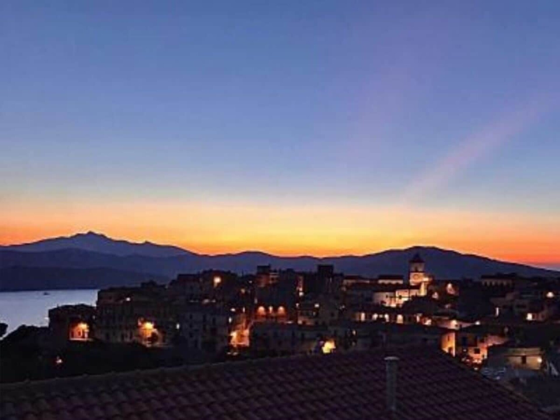 Villa Soprana: Elegant vakantiehuis met panoramisch uitzicht in Capoliveri - foto 42
