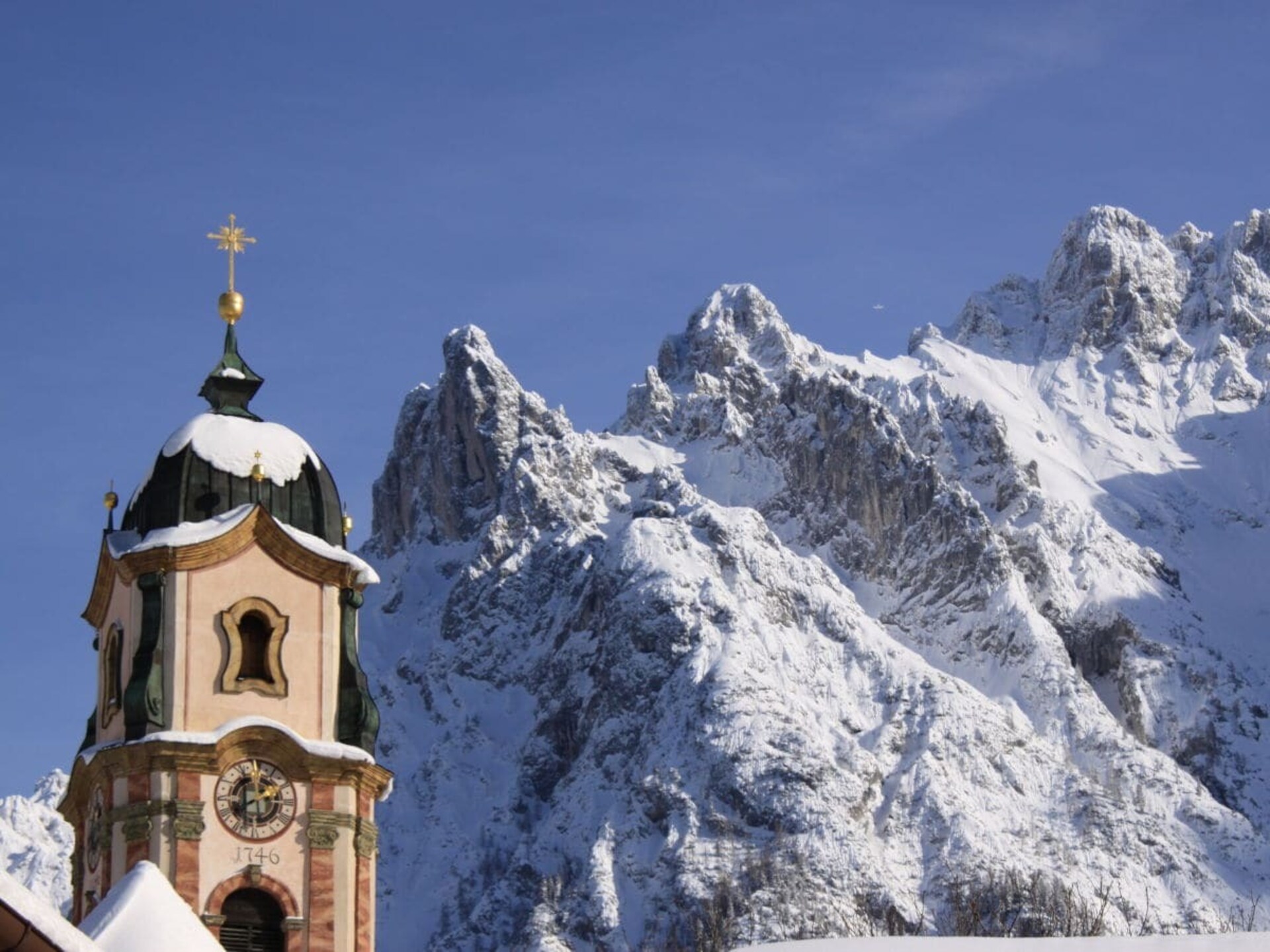 Ruim vakantiehuis met balkon en bergzicht in Mittenwald, vlakbij skilift - foto 3
