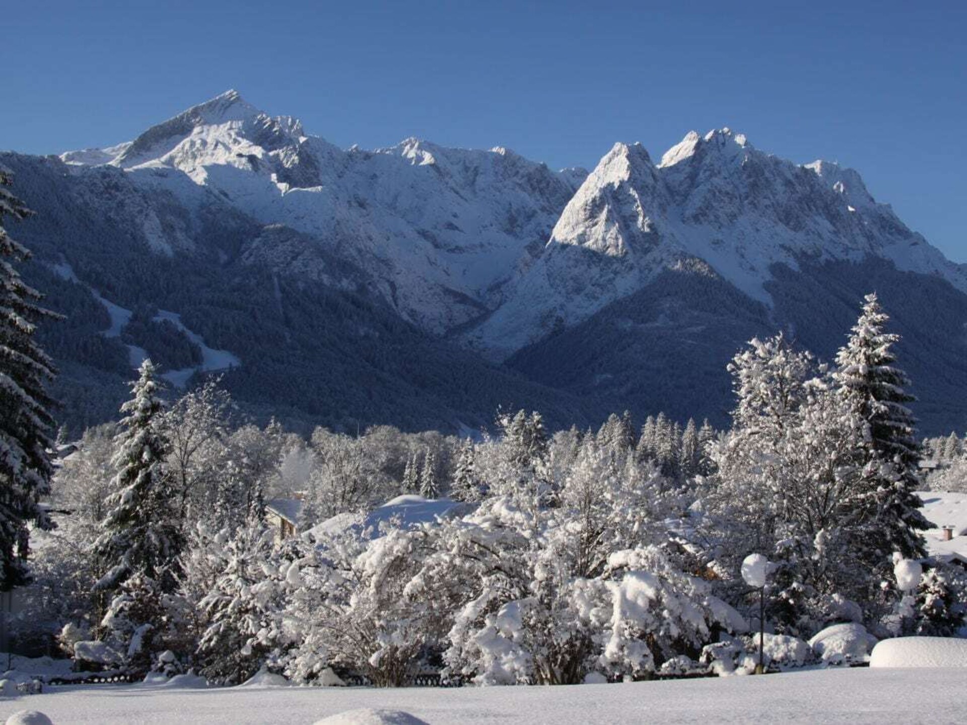 Ruim vakantiehuis in Mittenwald, 4 slaapkamers, dichtbij skilift - foto 17