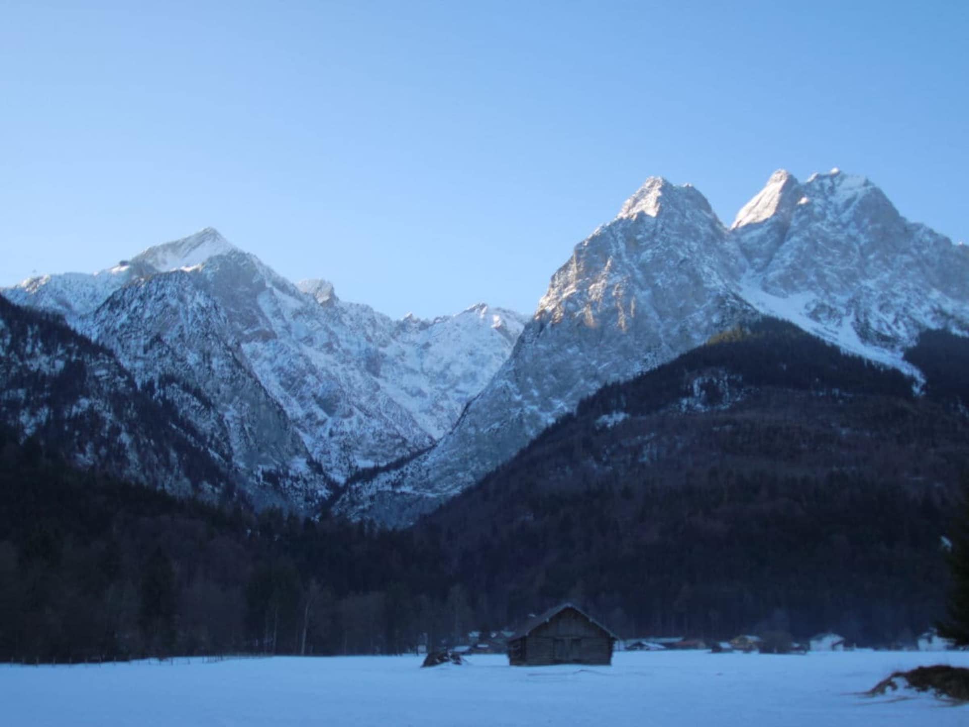 Ruim vakantiehuis in Mittenwald, 4 slaapkamers, dichtbij skilift - foto 20