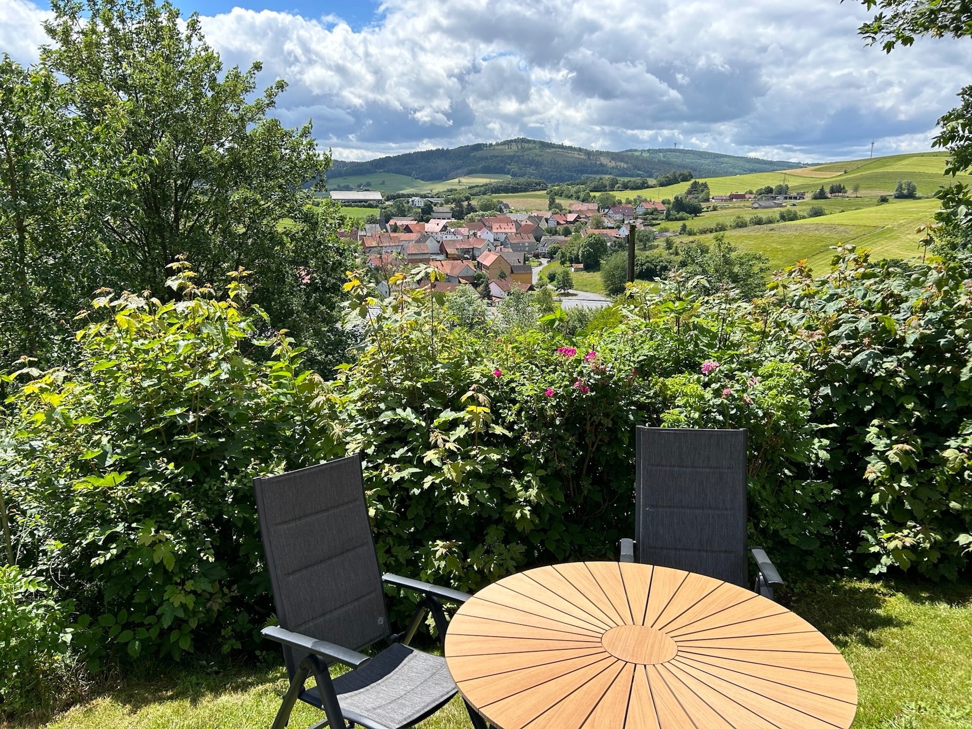 Licht vakantiehuis Burgblick in Neuenstein-Mühlbach - foto 2