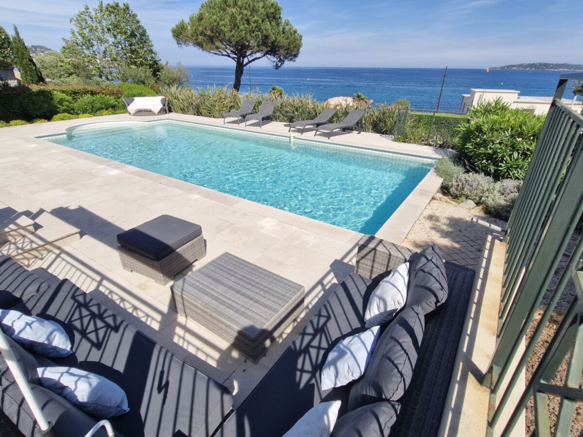 Zonovergoten villa met zeezicht en privézwembad in Sainte-Maxime - foto 5