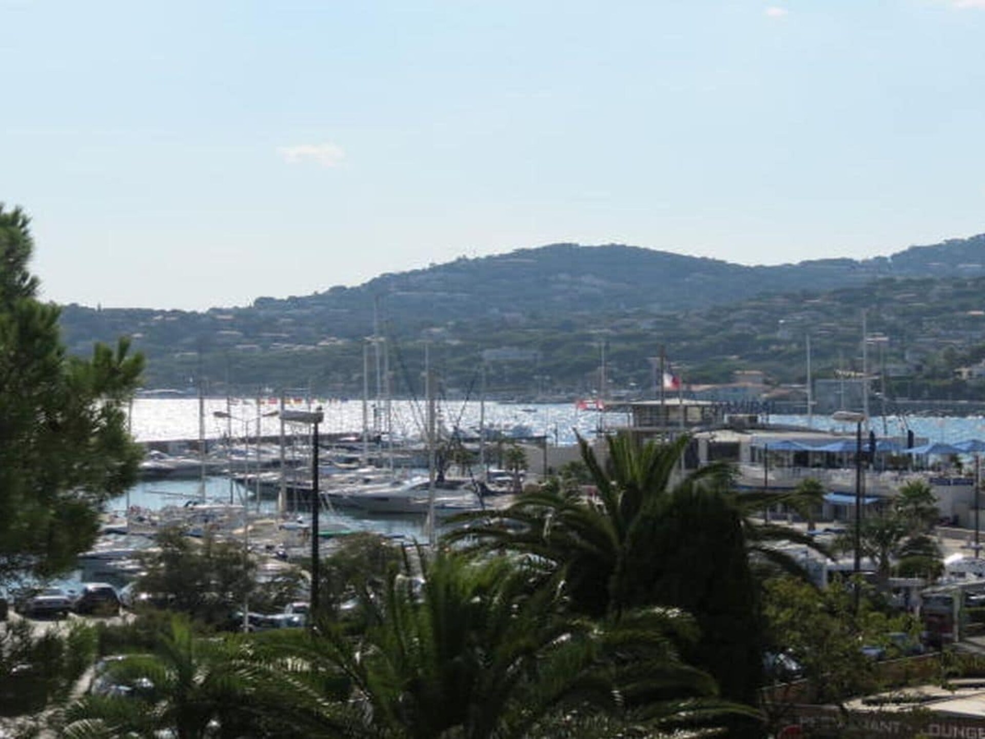 Zonnig appartement met panoramisch zeezicht in Sainte-Maxime - foto 4