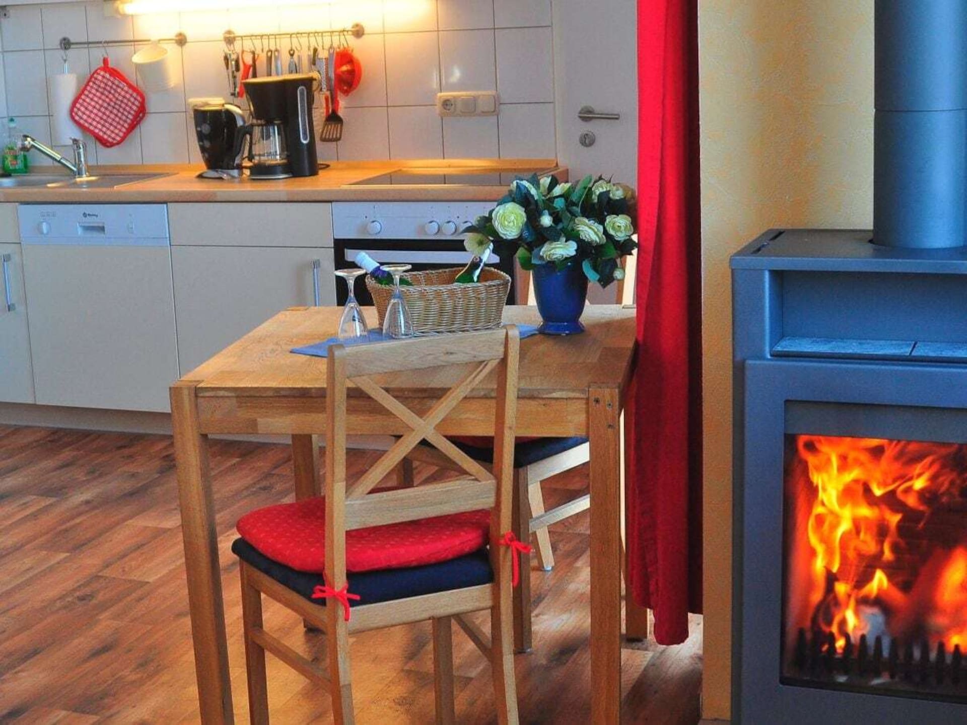 Romantisch appartement aan de Plauer See met balkon en open haard - foto 8