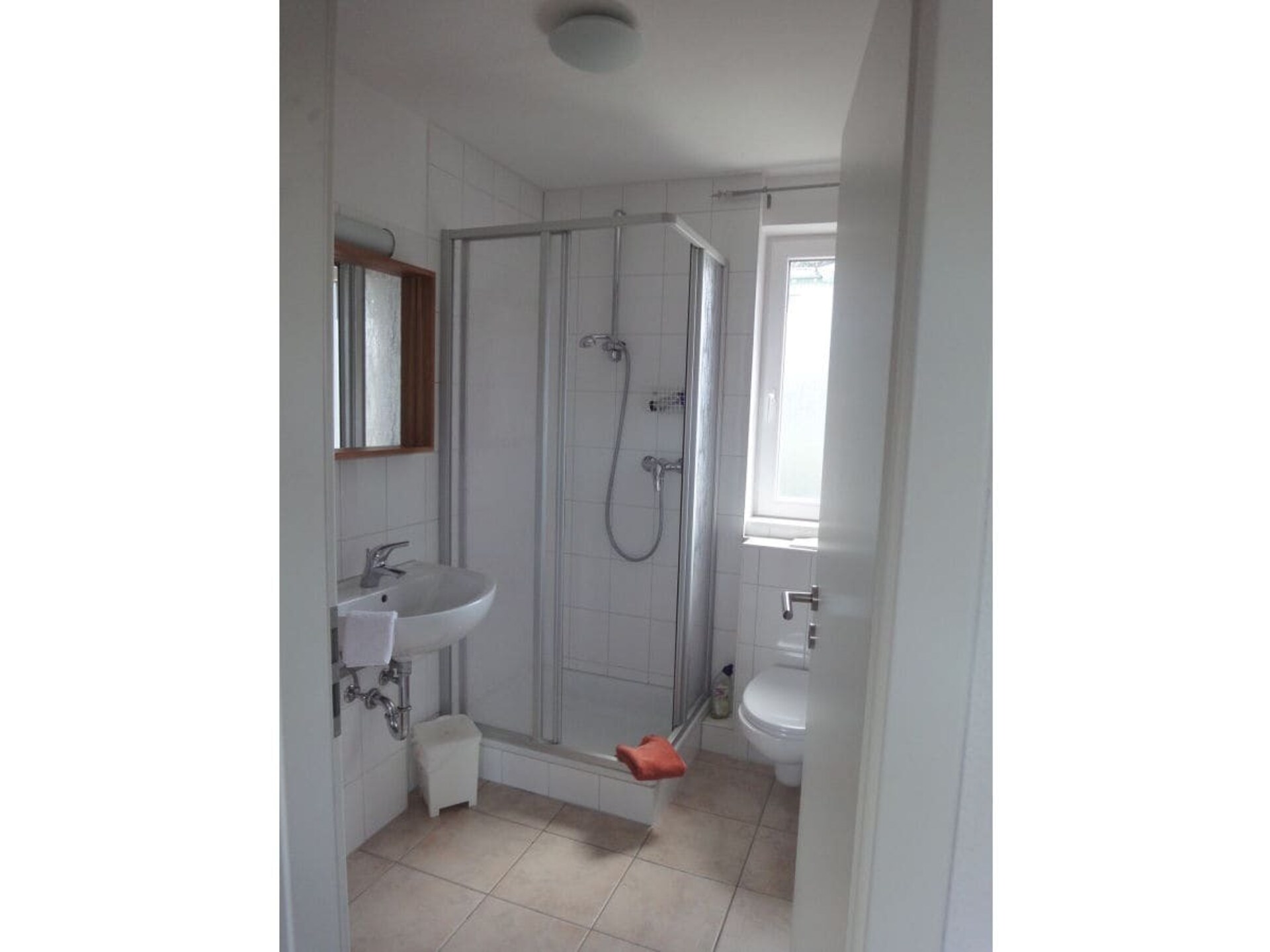 Romantisch appartement aan de Plauer See met open haard en balkon - foto 14