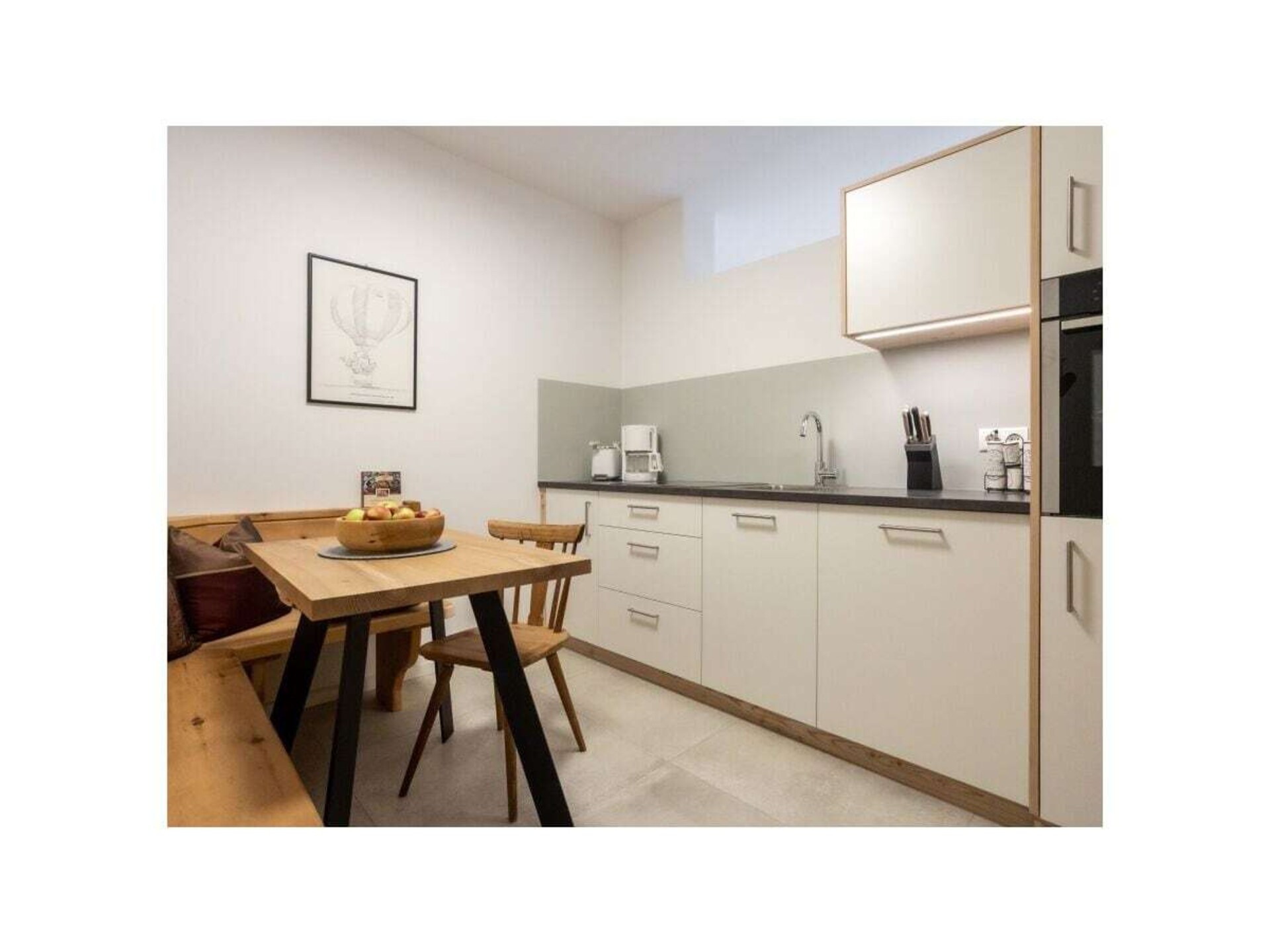 Authentieke boerderijwoning in Wangen met dennenhout interieur en keuken - foto 4