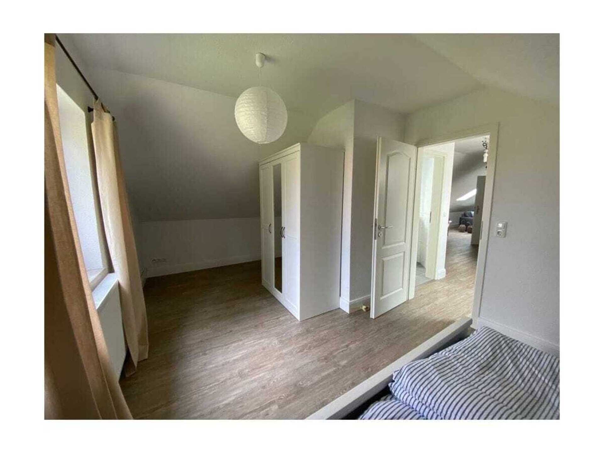 Licht zolderappartement in Varel, vlakbij centrum - foto 6