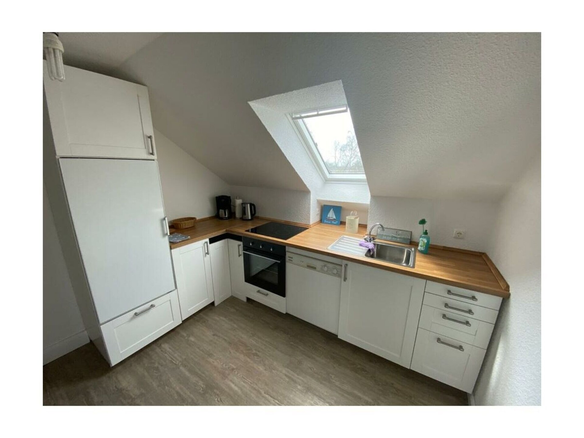 Licht zolderappartement in Varel, vlakbij centrum - foto 5