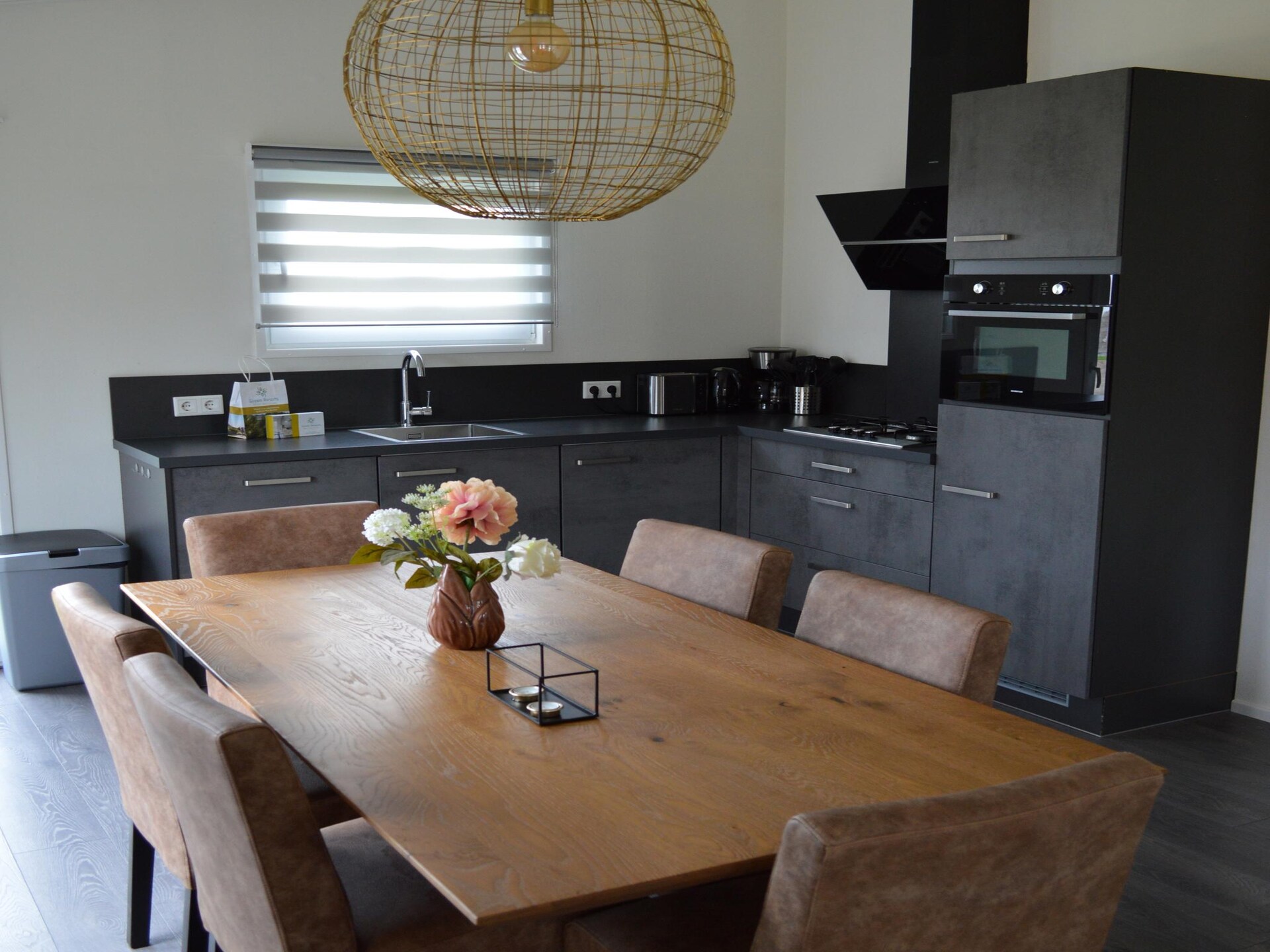 Luxe vakantiehuis Schaelsbergerbosch met haard, tuinhuis en 2 badkamers - foto 5