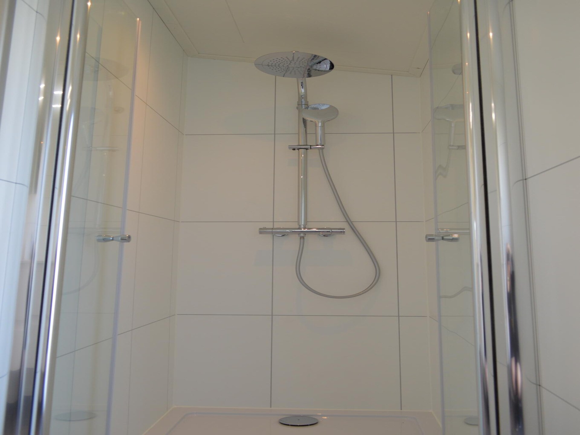 Luxe vakantiehuis Schaelsbergerbosch met haard, tuinhuis en 2 badkamers - foto 15