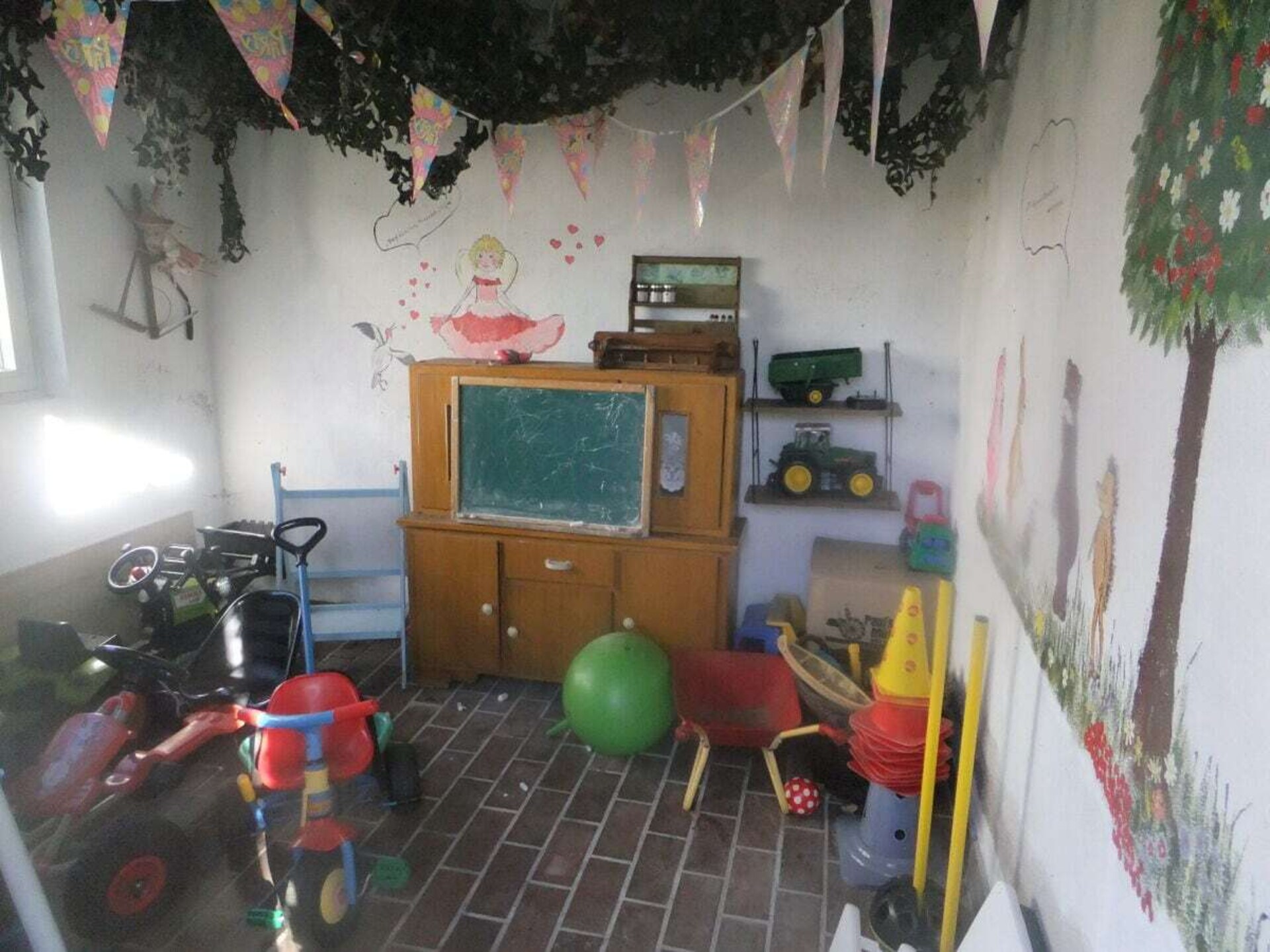 In het centrum van Beuren: Ruim vakantiehuis voor 6 personen - foto 9