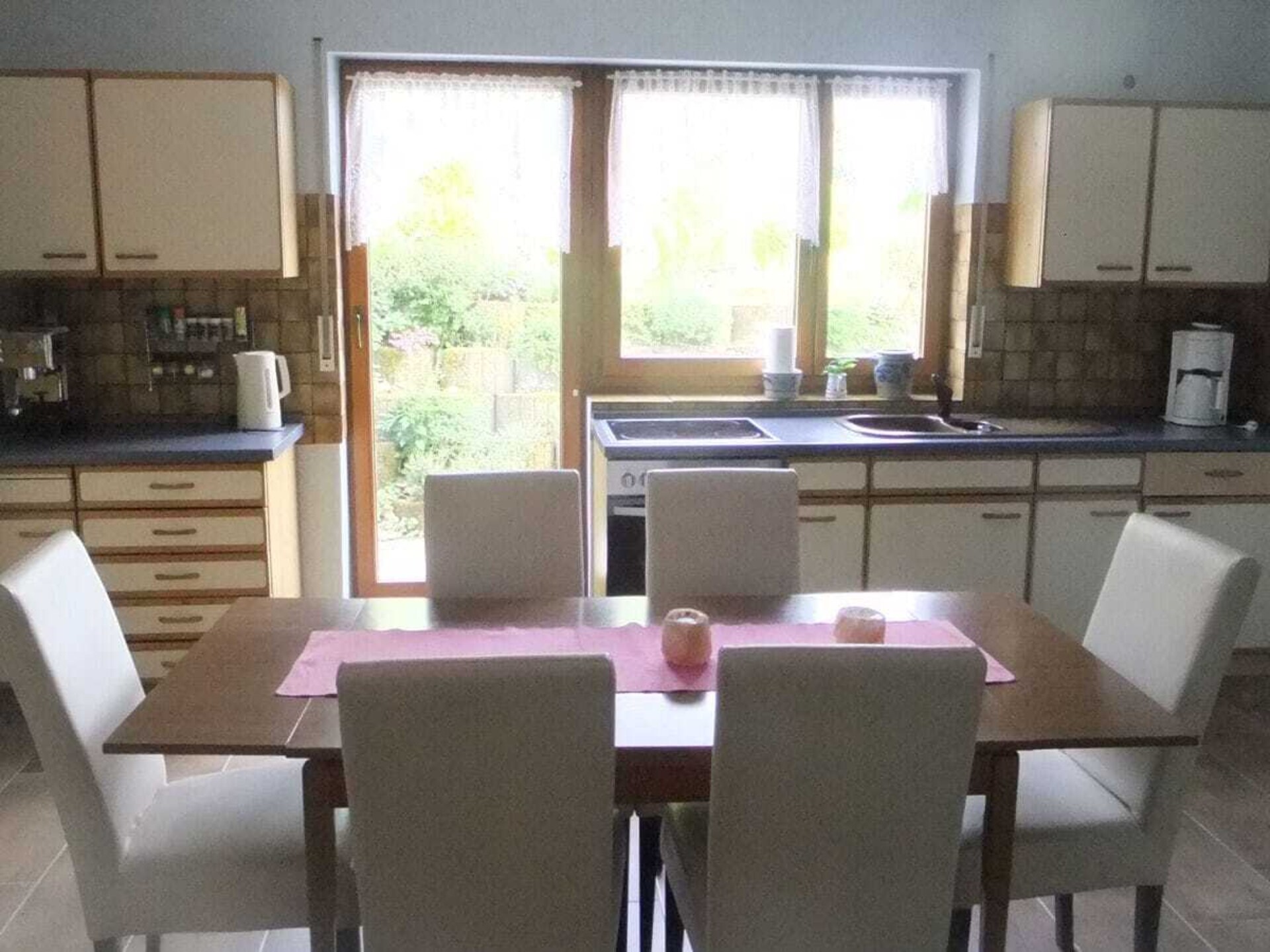 In het centrum van Beuren: Ruim vakantiehuis voor 6 personen - foto 19