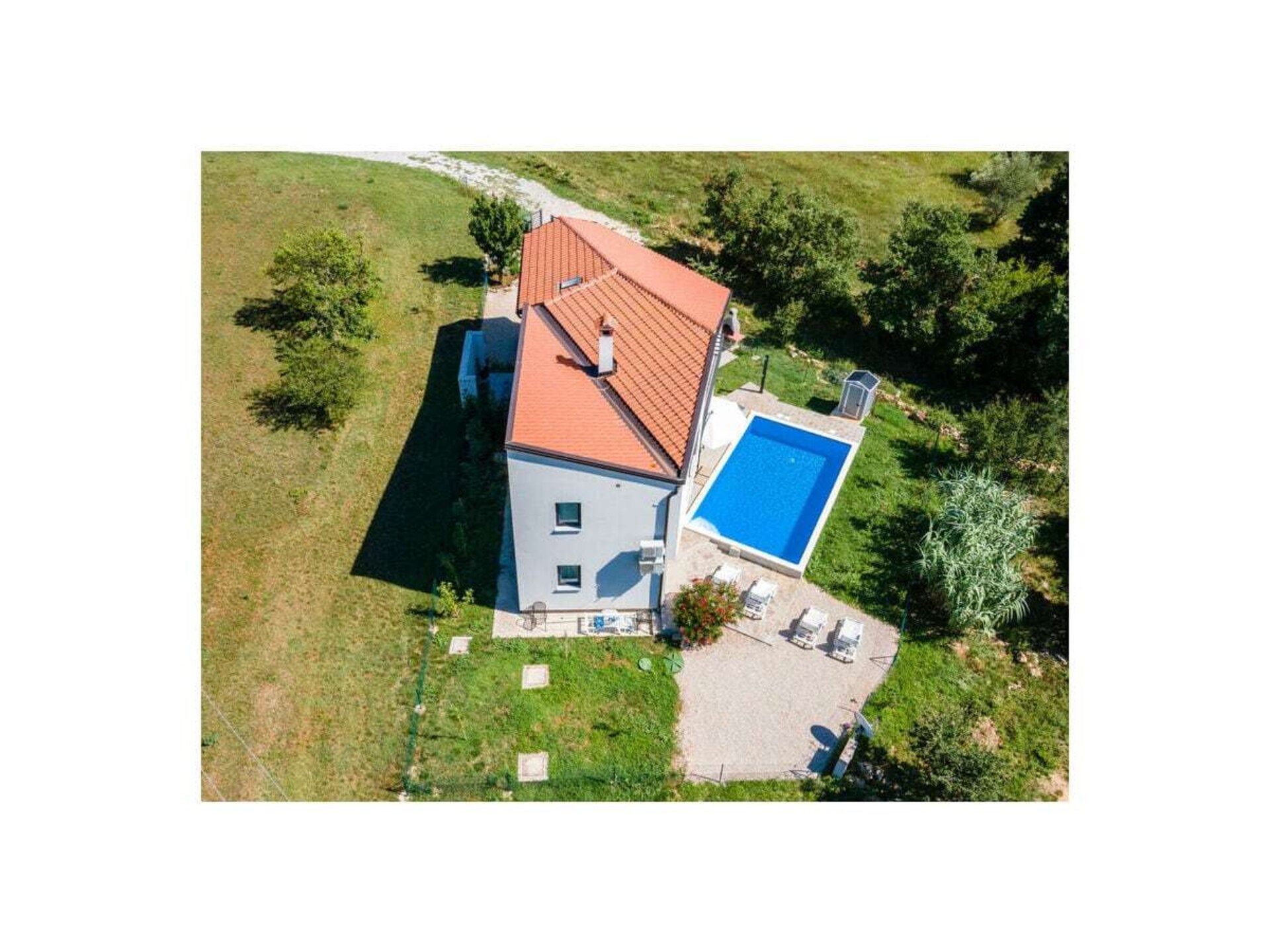 Modern vakantiehuis met zwembad in de Kroatische heuvels bij Visnjan - foto 8