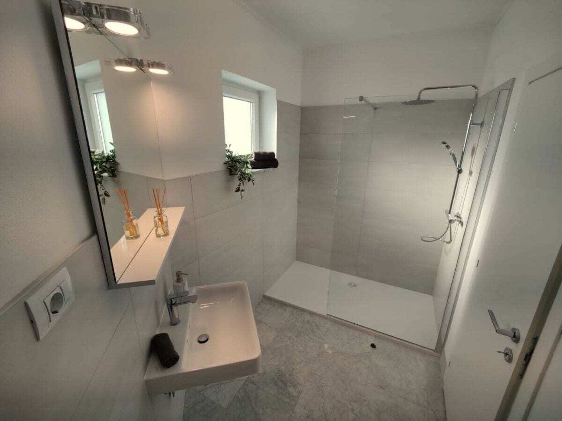 Modern vakantiehuis met zwembad in de Kroatische heuvels bij Visnjan - foto 14