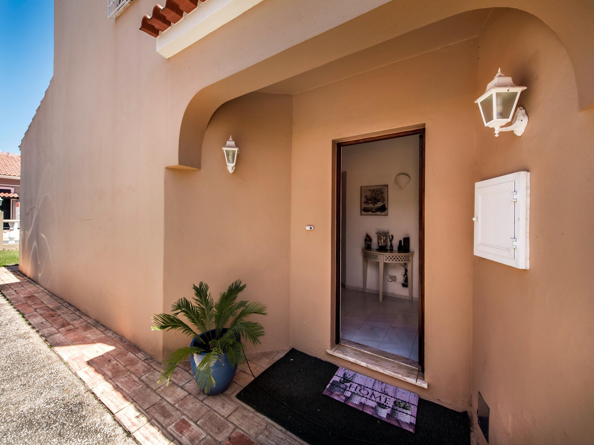 Ruime 4-slaapkamer villa met zonnig terras nabij Vilamoura - foto 3