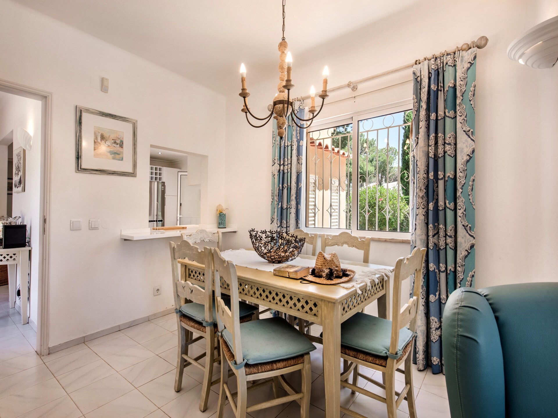 Ruime 4-slaapkamer villa met zonnig terras nabij Vilamoura - foto 15