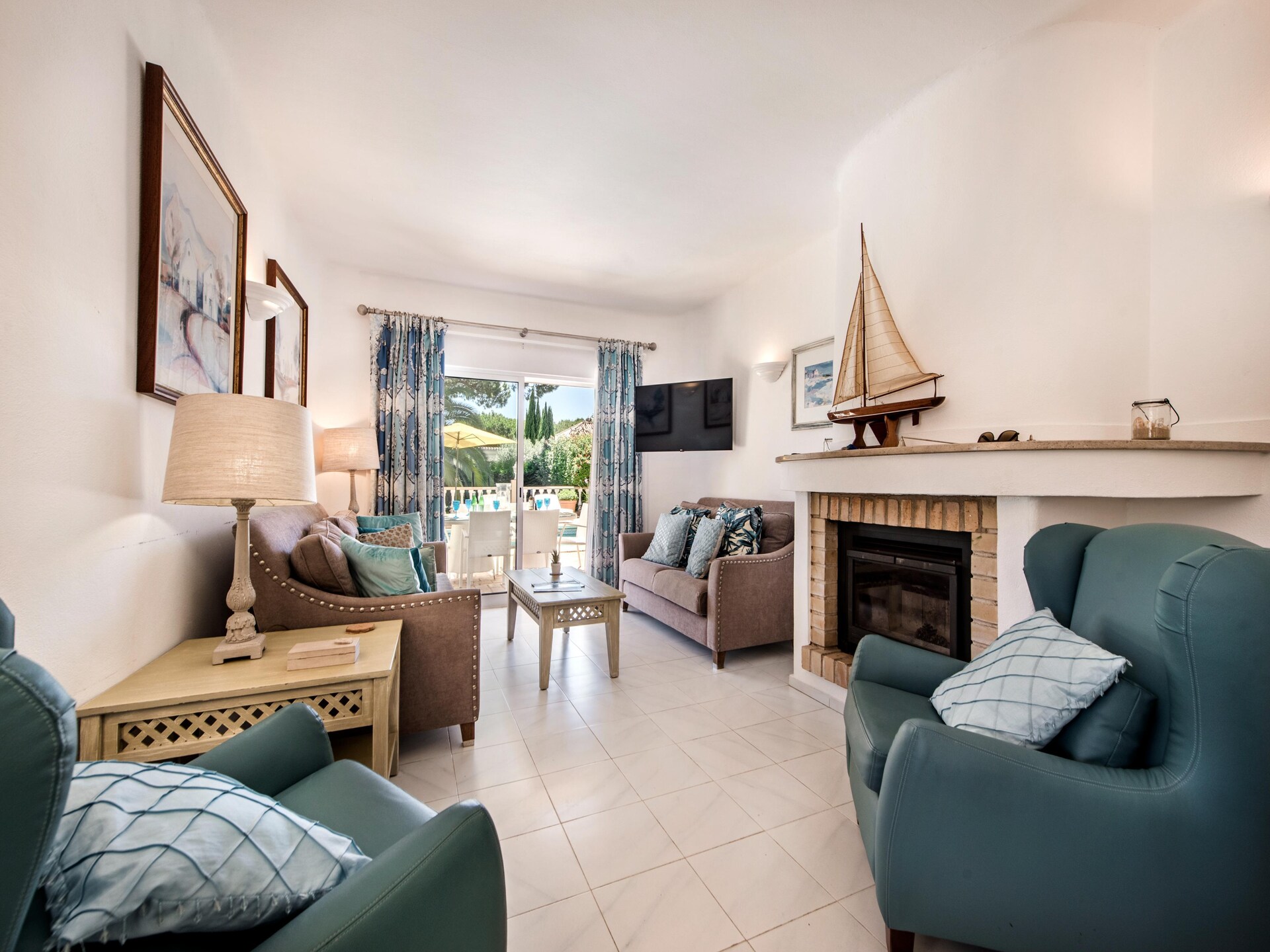 Ruime 4-slaapkamer villa met zonnig terras nabij Vilamoura - foto 16