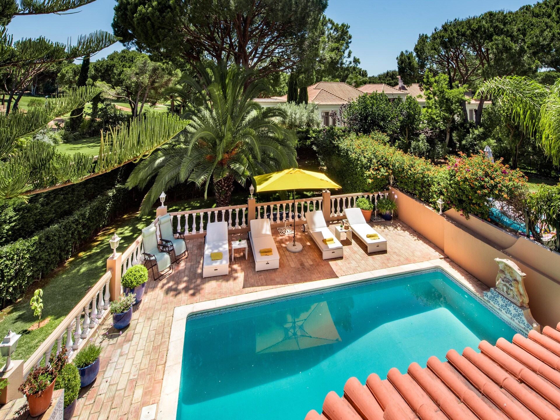 Ruime 4-slaapkamer villa met zonnig terras nabij Vilamoura - foto 4