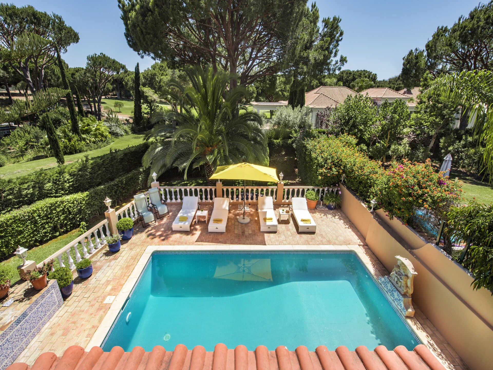 Ruime 4-slaapkamer villa met zonnig terras nabij Vilamoura - foto 7