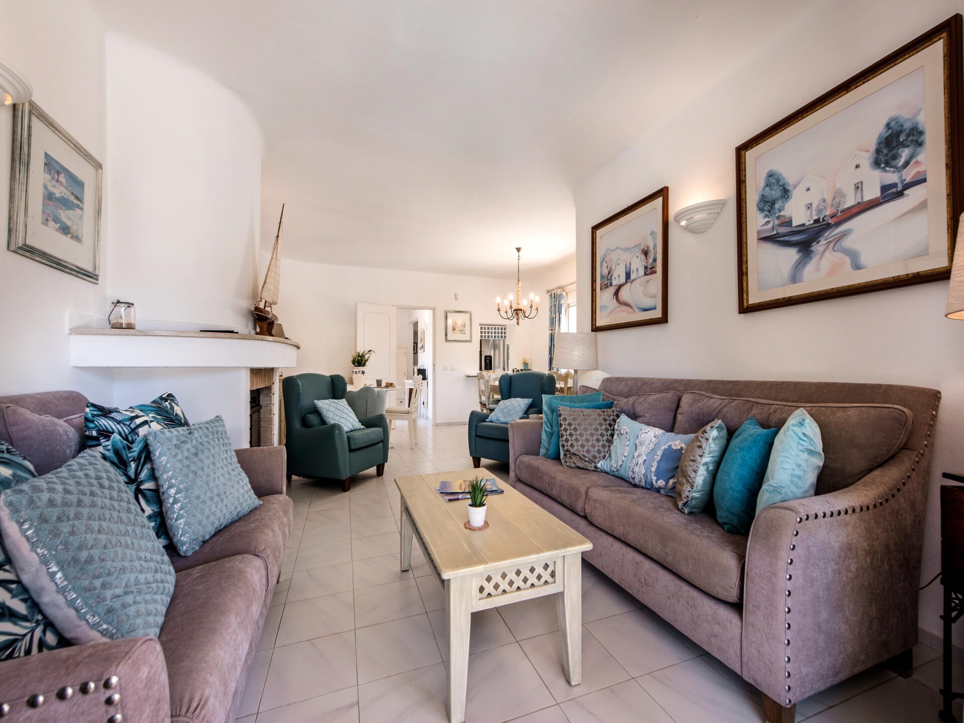 Ruime 4-slaapkamer villa met zonnig terras nabij Vilamoura - foto 18