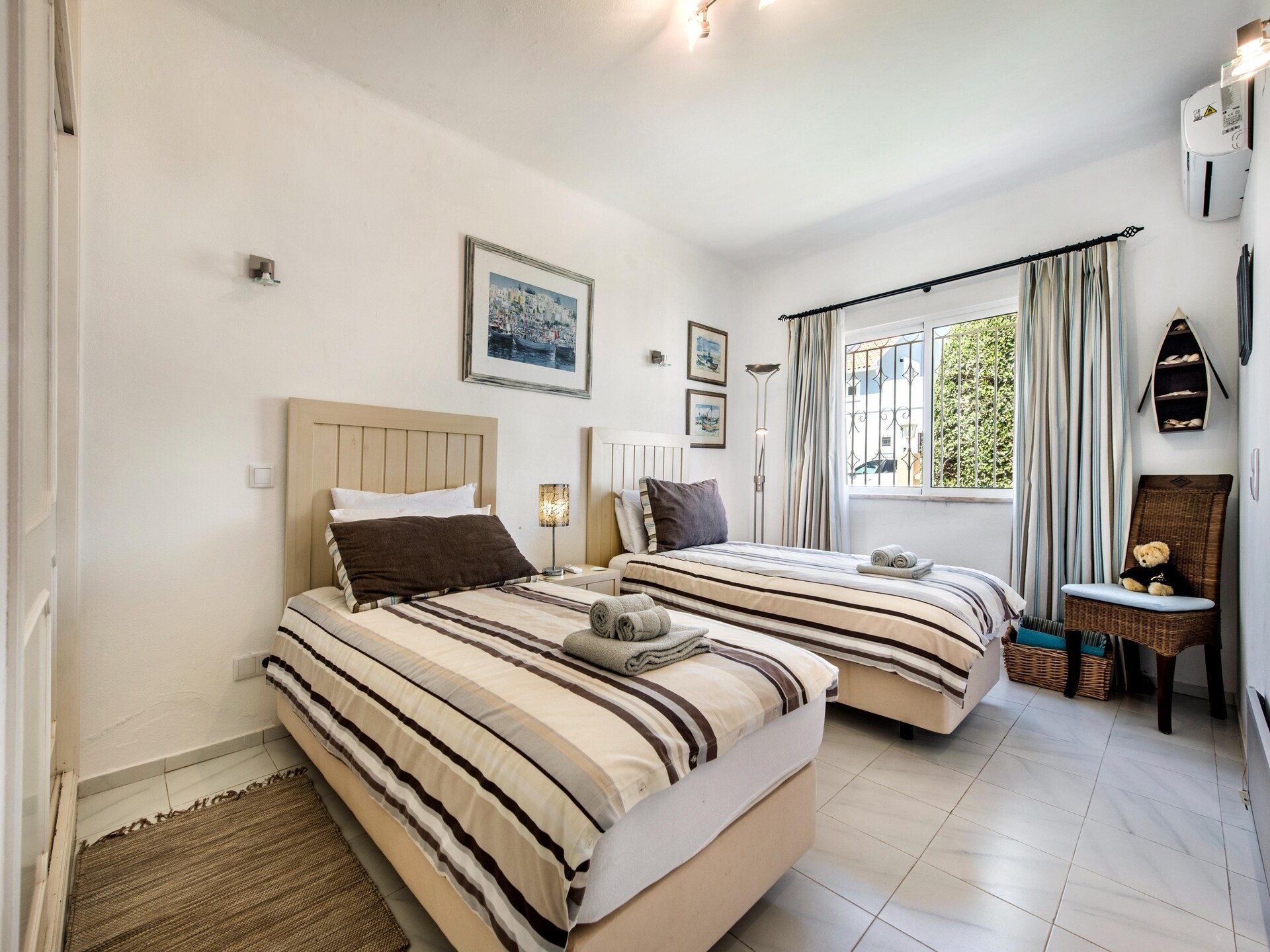 Ruime 4-slaapkamer villa met zonnig terras nabij Vilamoura - foto 24