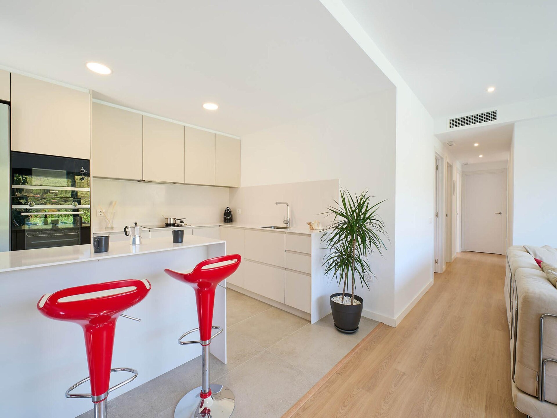 Villa Agnes in Vidreres met privézwembad voor 6 personen - foto 8