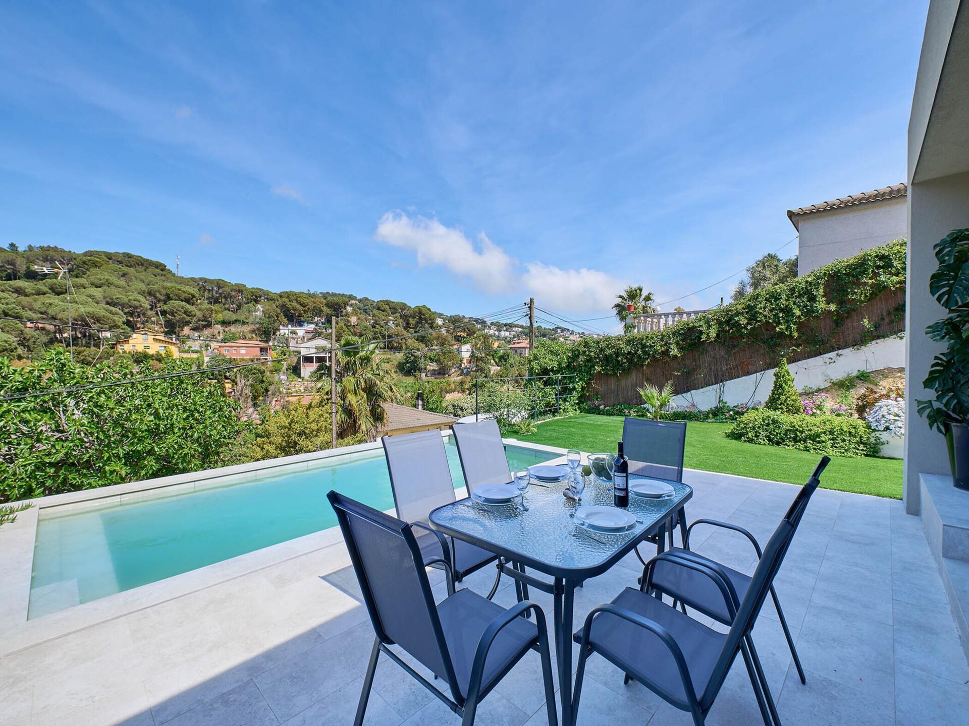 Villa Agnes in Vidreres met privézwembad voor 6 personen - foto 21