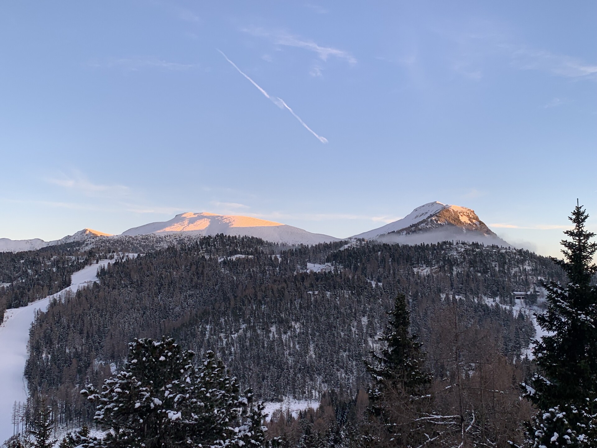 Ruim houten chalet voor 8 personen met sauna op 1800 meter hoogte in Turrach - foto 23