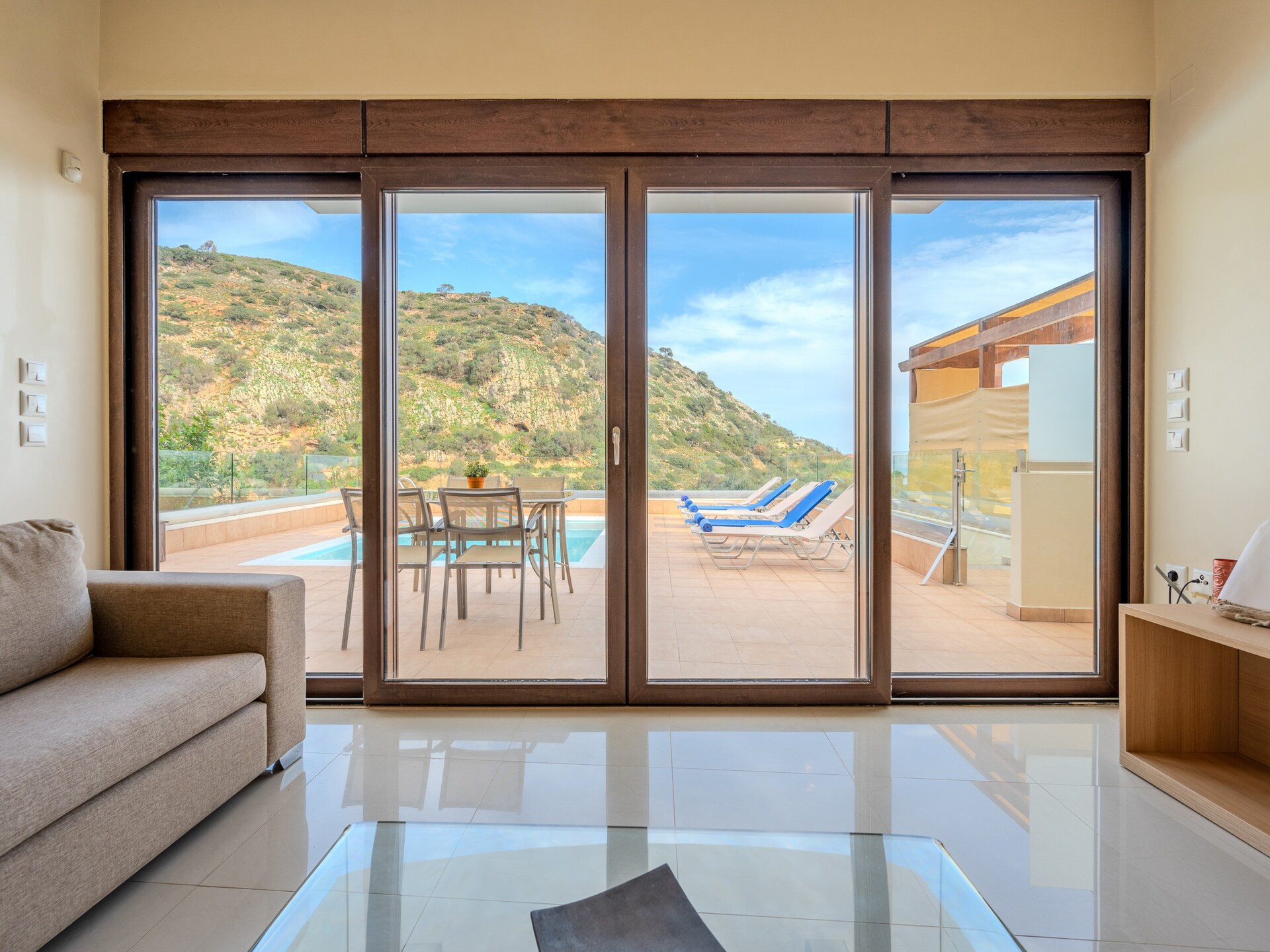 Villa Nikos: Ruim vakantiehuis met privézwembad op 900m van het strand - foto 9