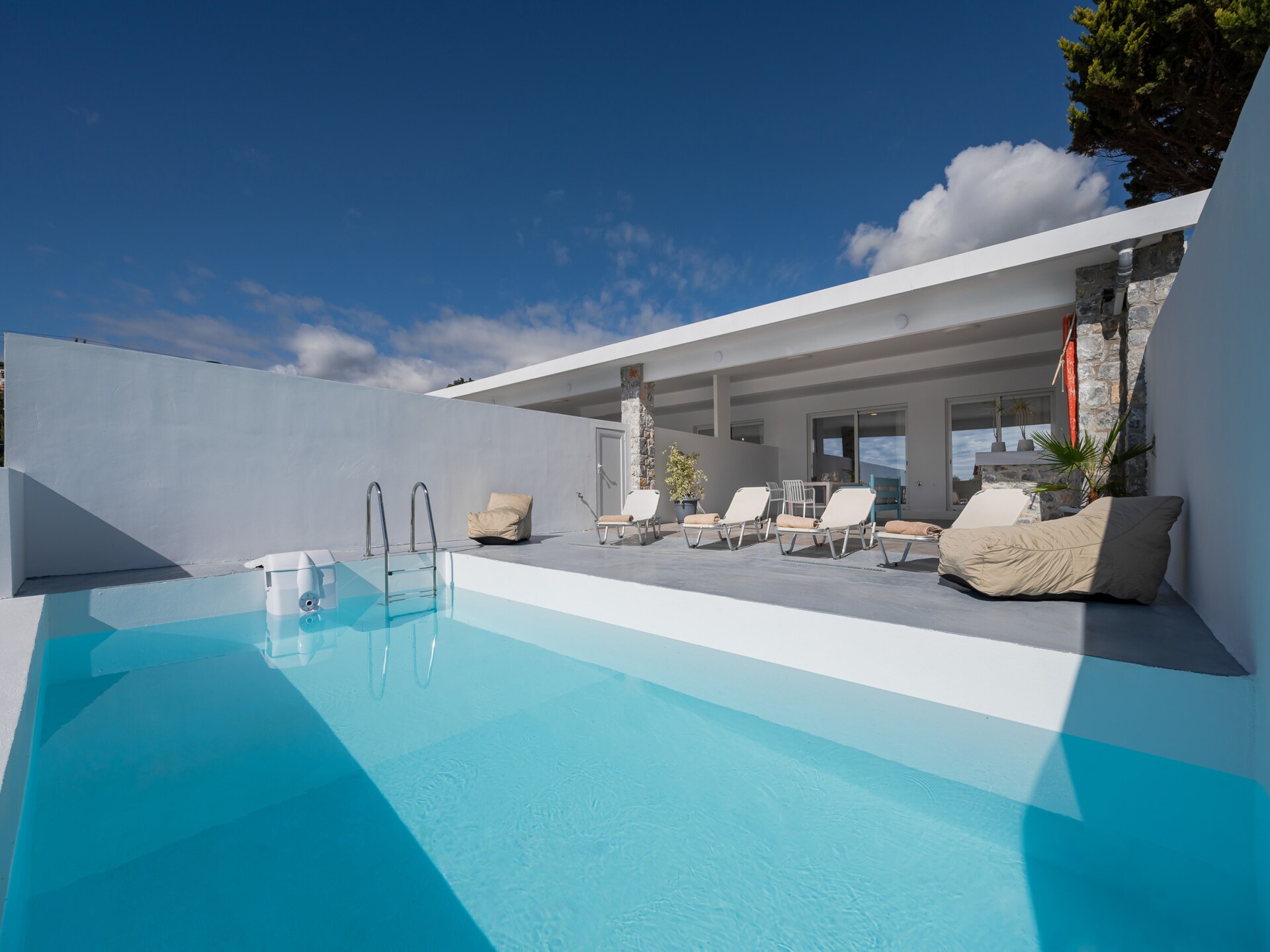 Villa met privézwembad aan het strand in Damnoni - foto 7